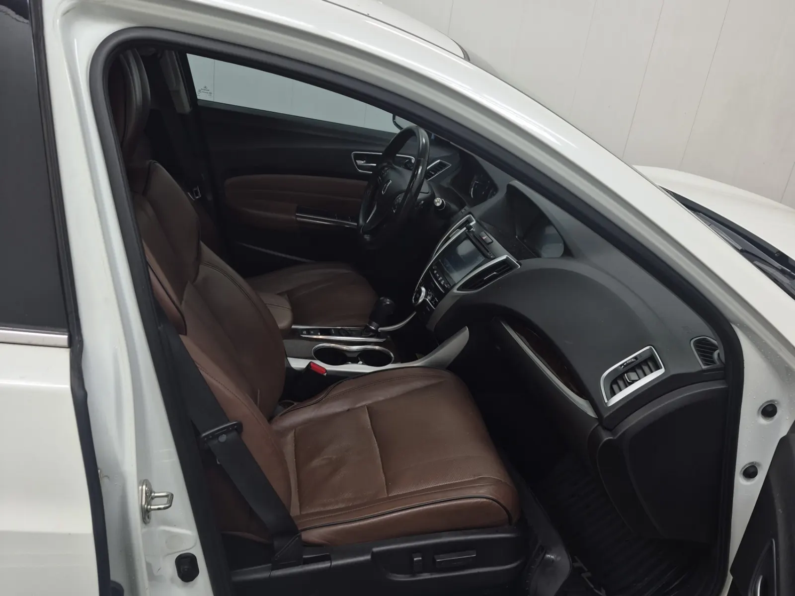 Right Side Interior Photo