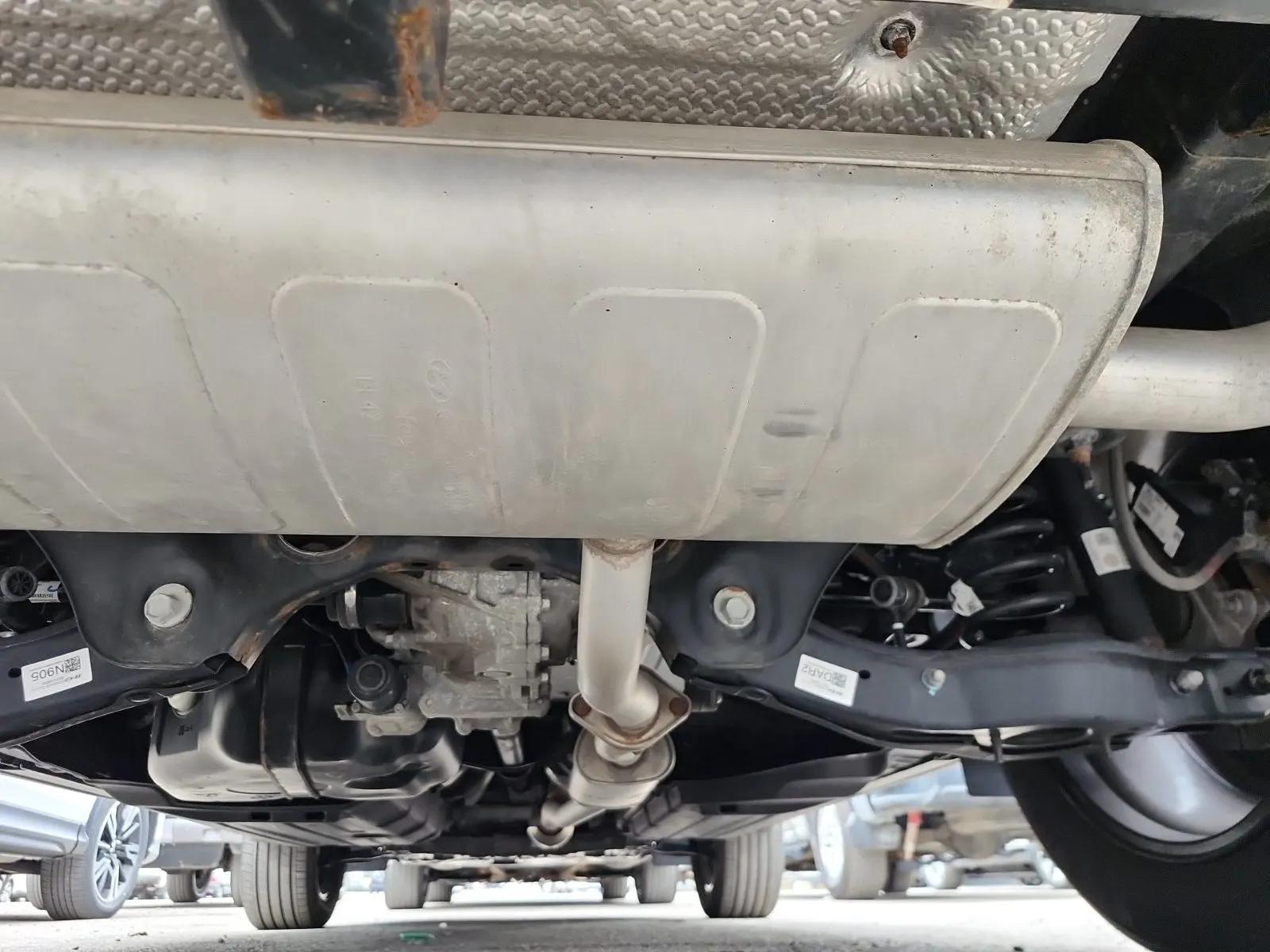 Undercarriage - Rear Photo