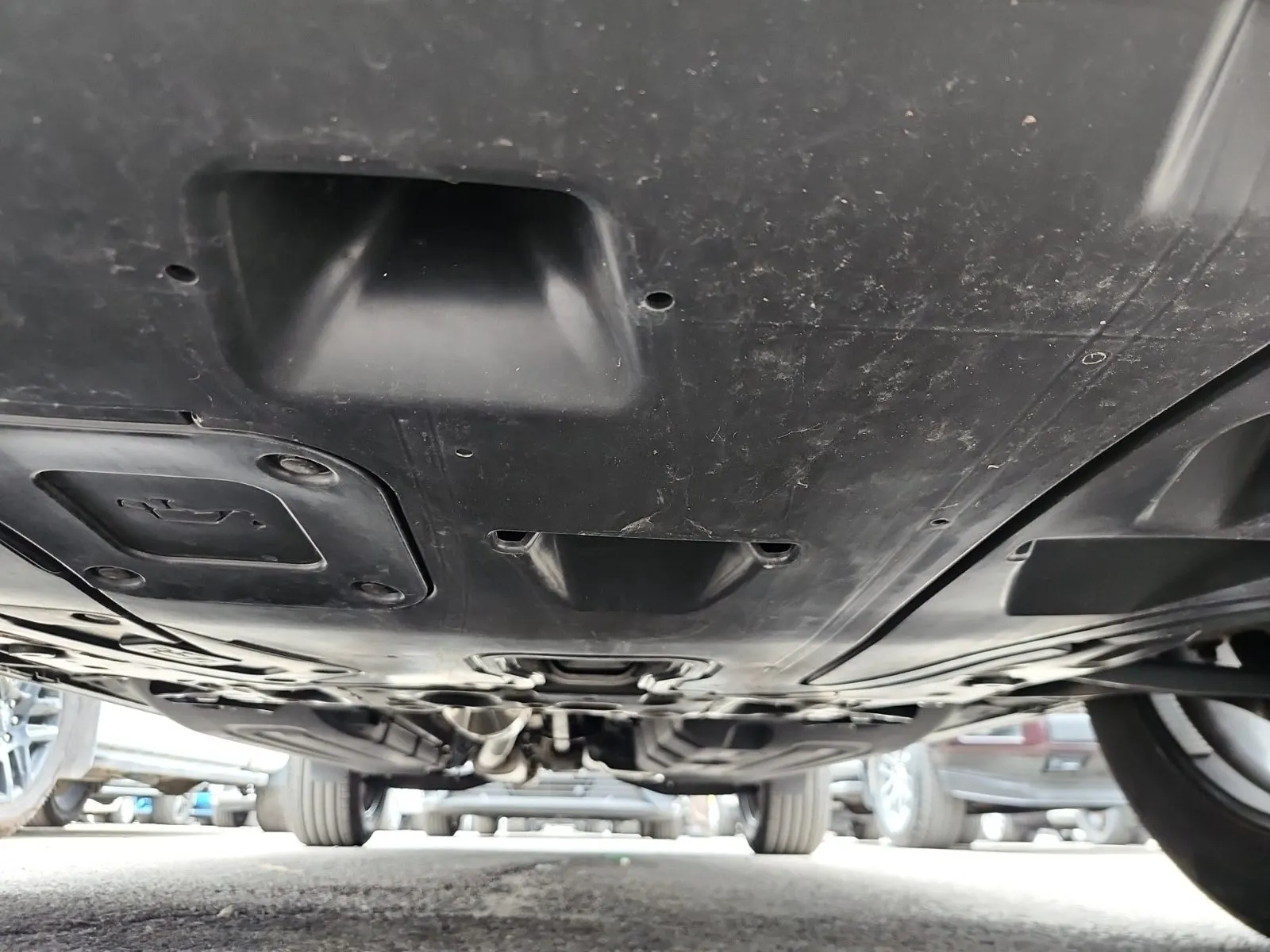 Undercarriage - Front Photo