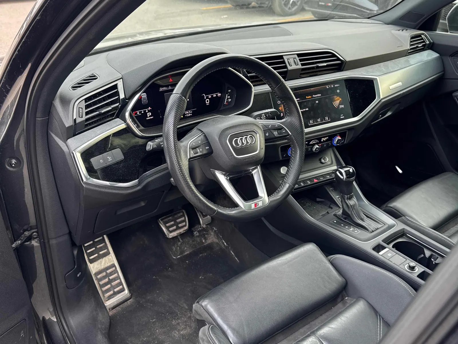 Interior driver side