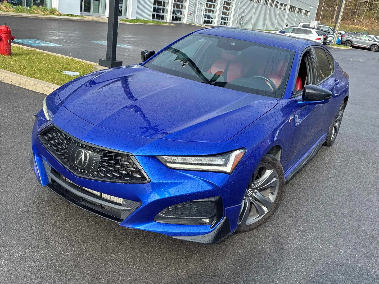3/4 Front (Main image)
