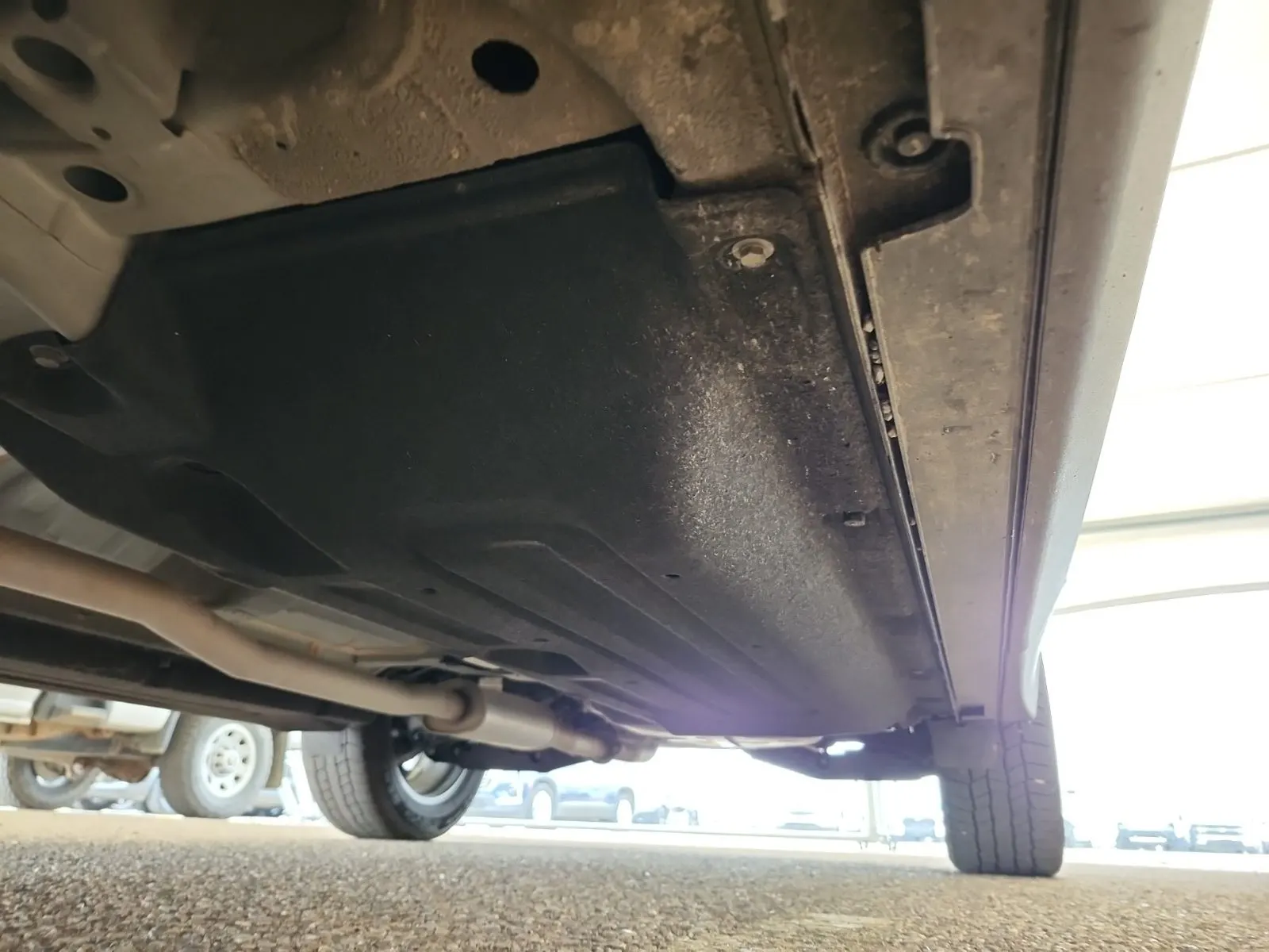 Undercarriage - Driver Photo