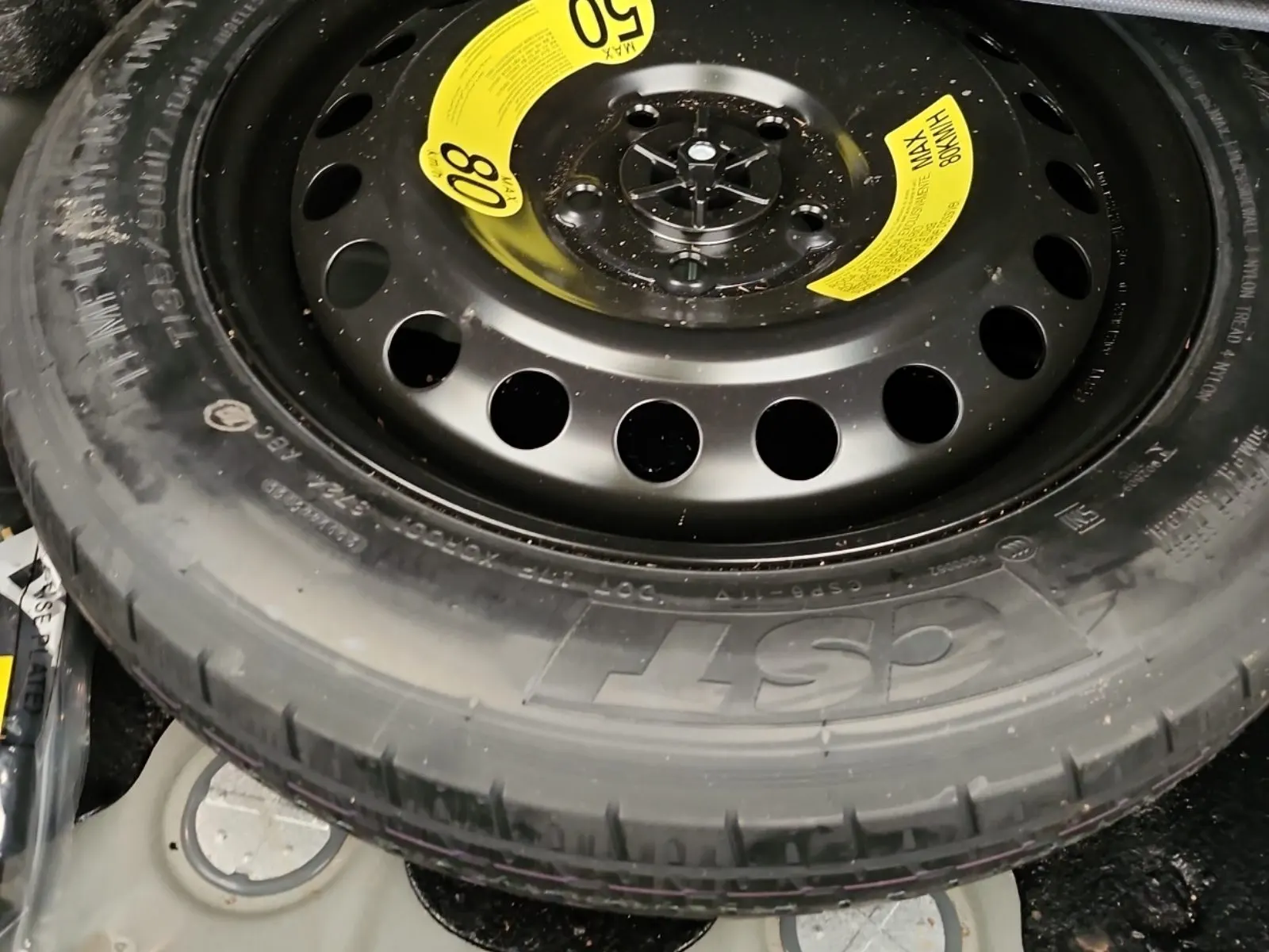 Spare Tire & Wheel Photo