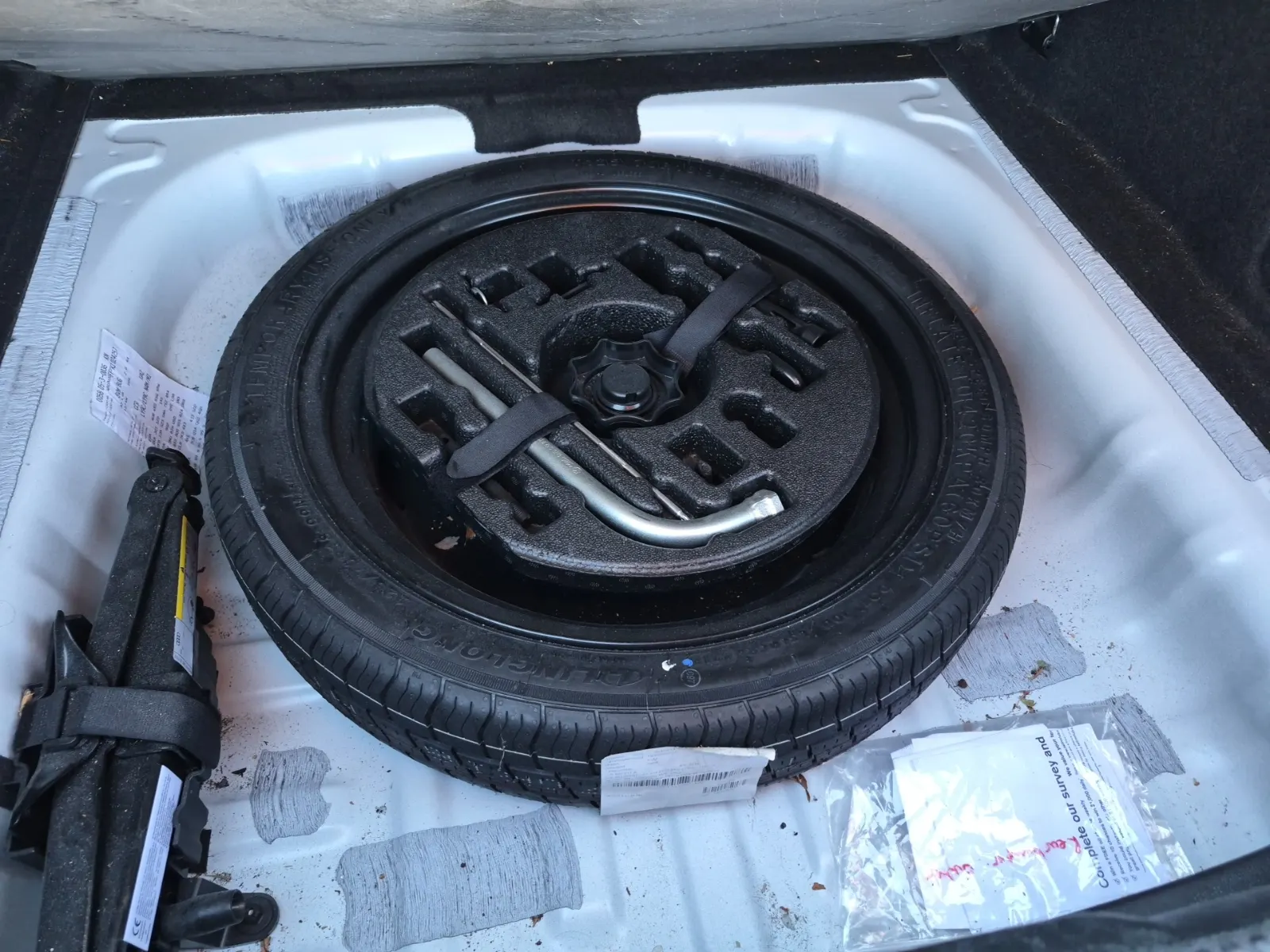 Spare Tire & Wheel Photo