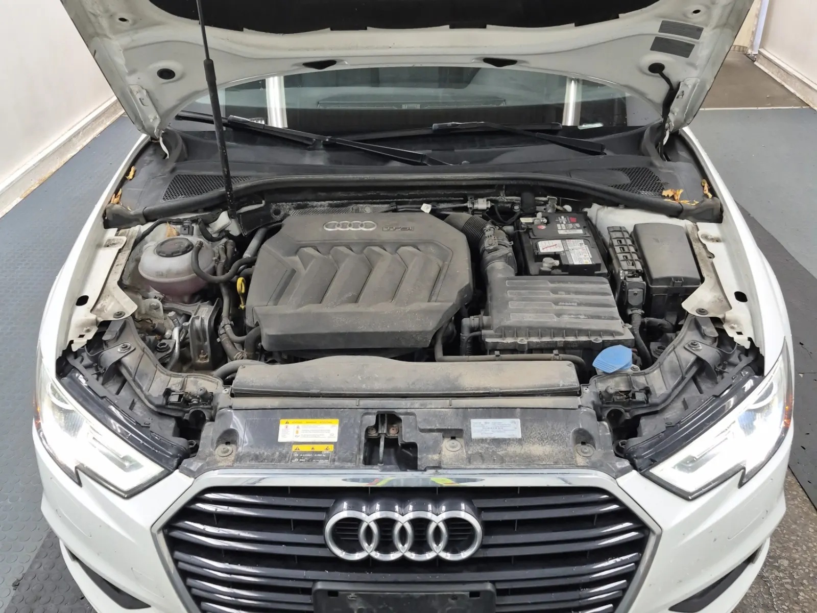 Engine Photo