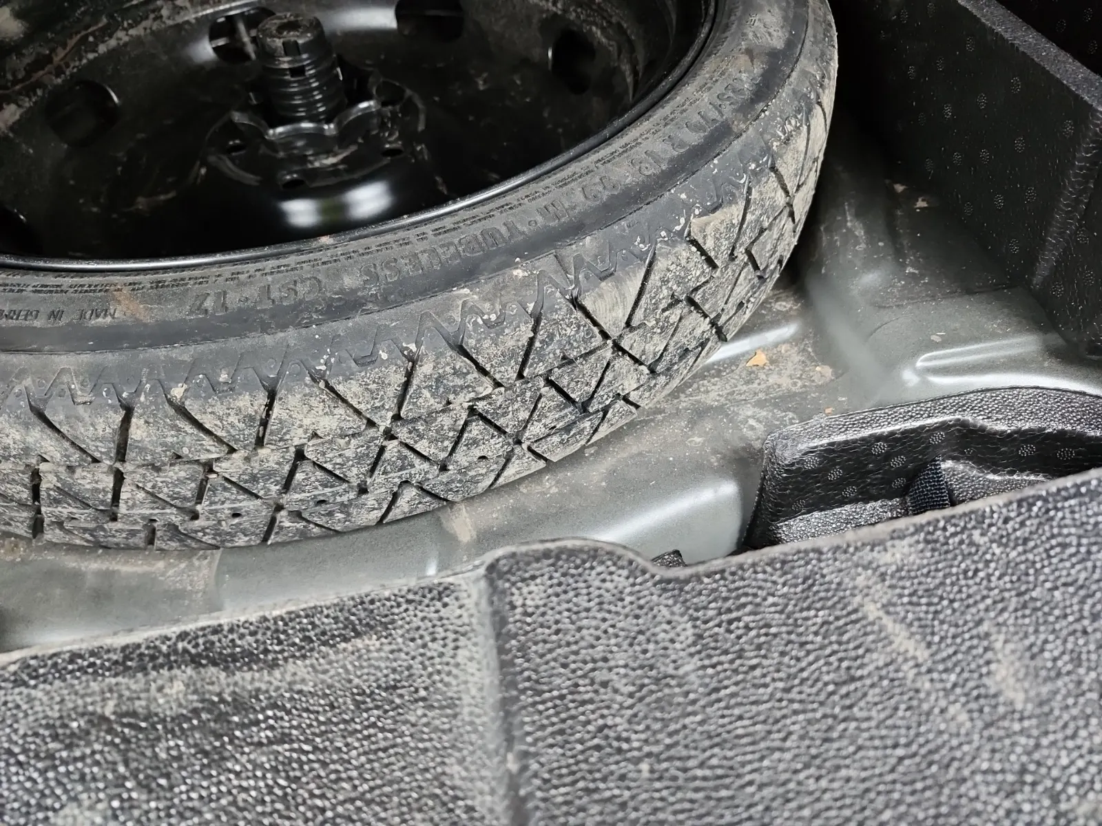 Spare Tire & Wheel Photo
