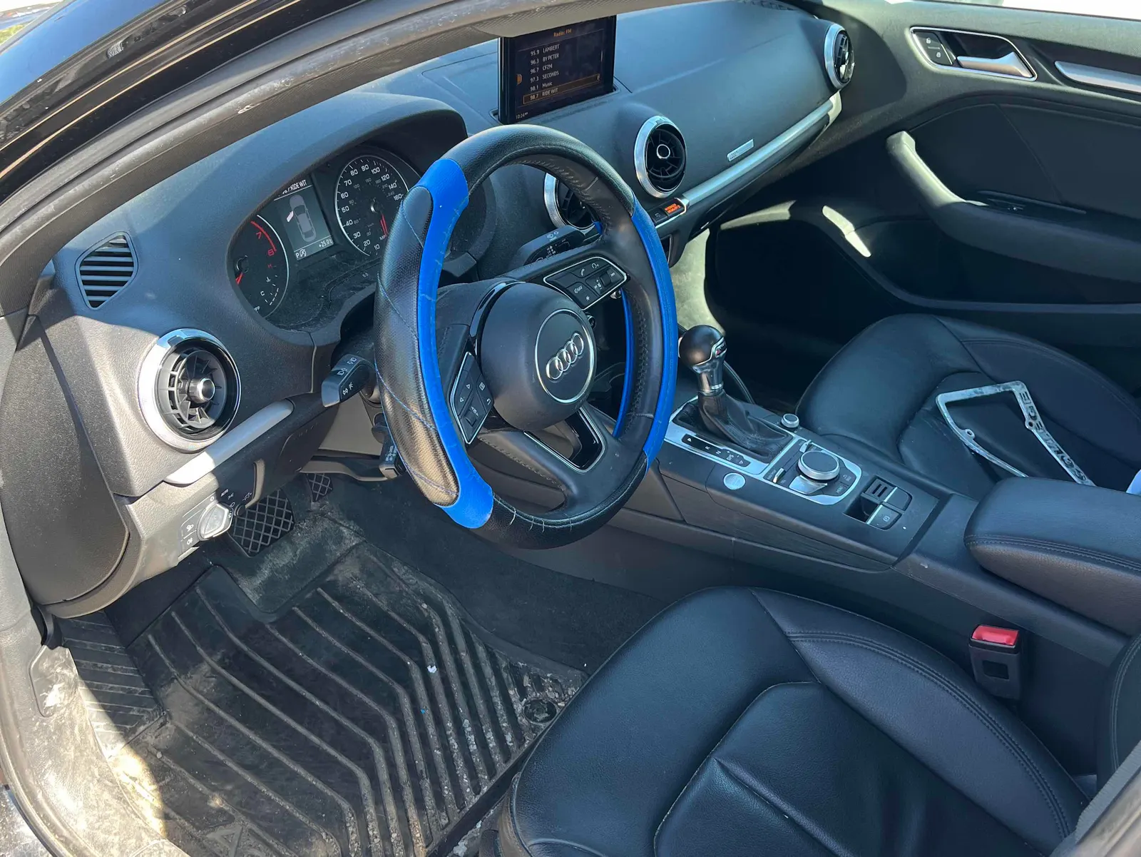 Interior driver side