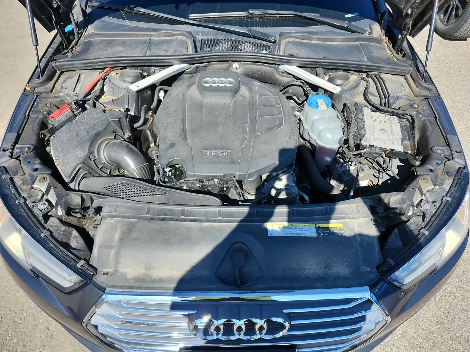 Engine Photo