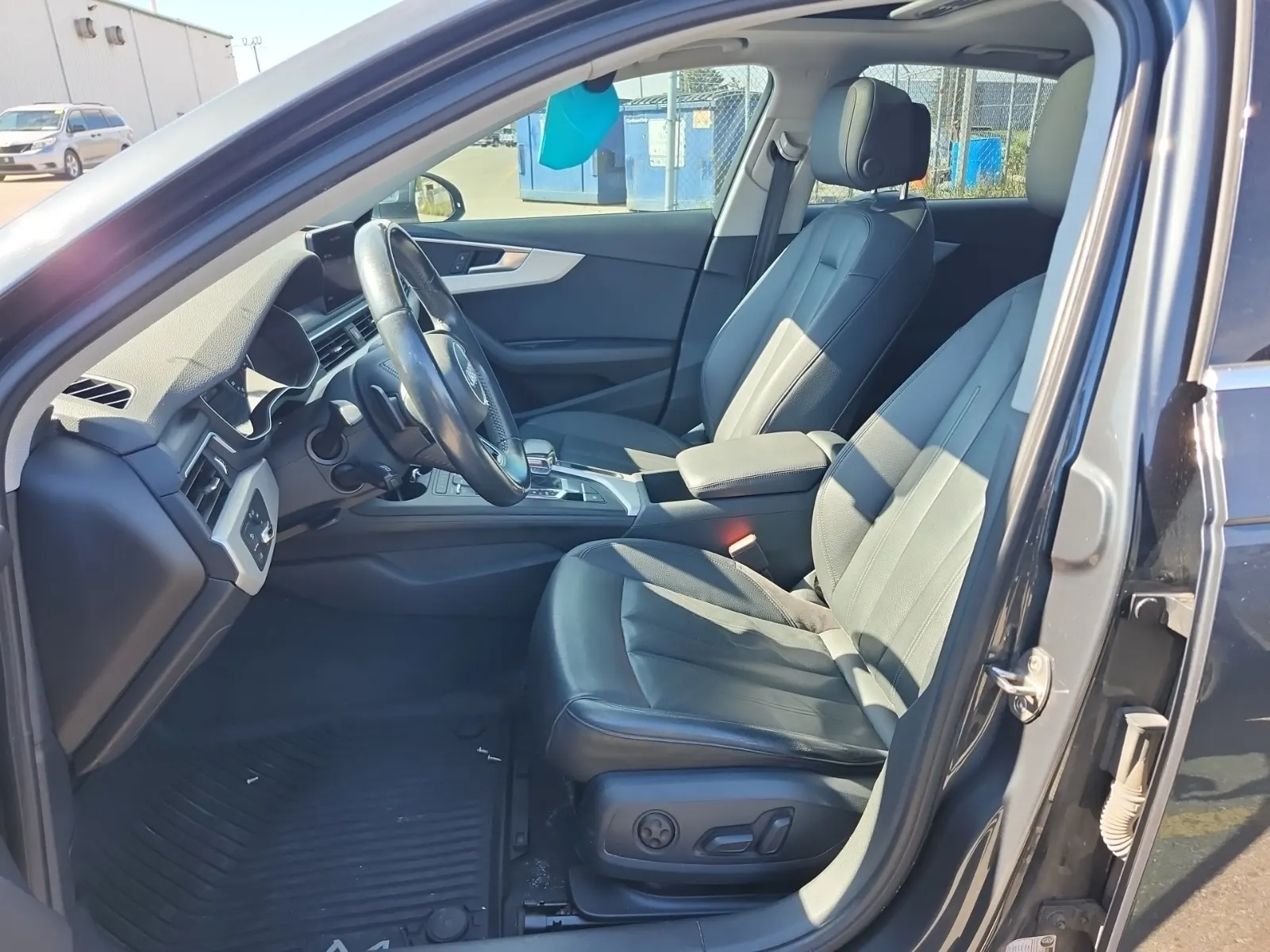 Front Interior Photo