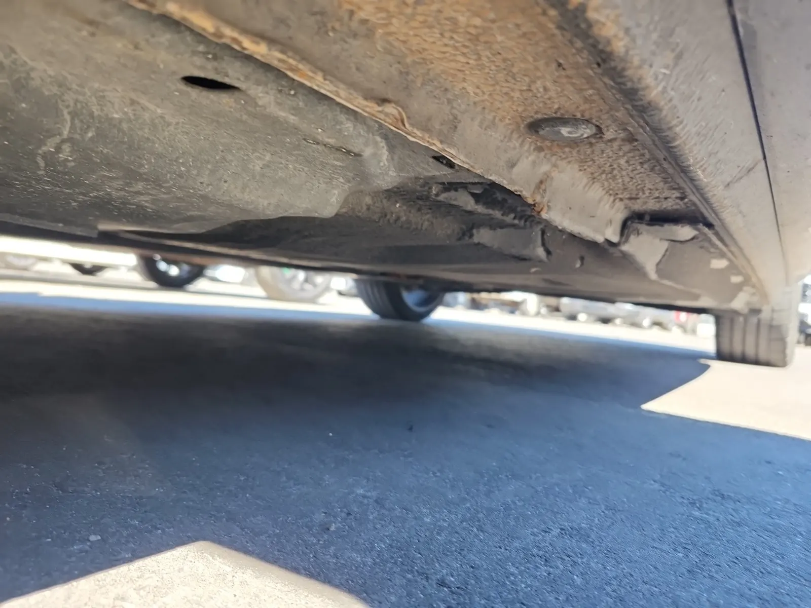 Undercarriage - Driver Photo