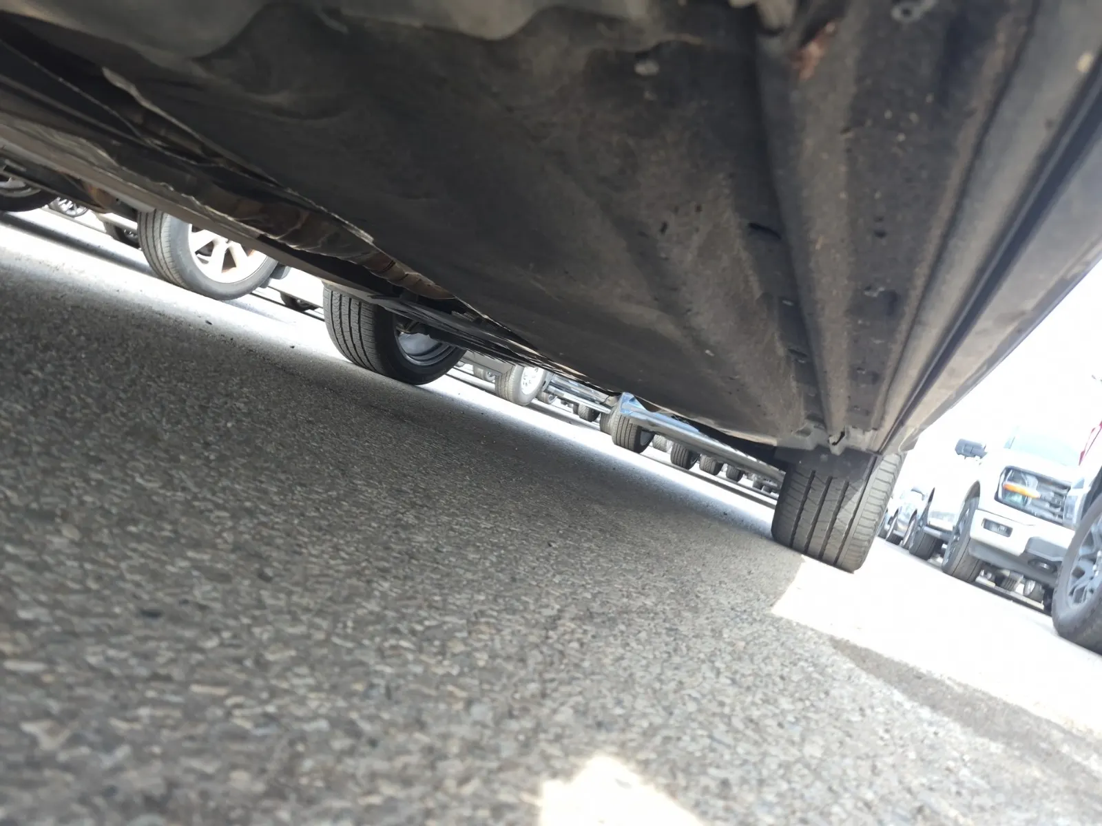 Undercarriage - Driver Photo