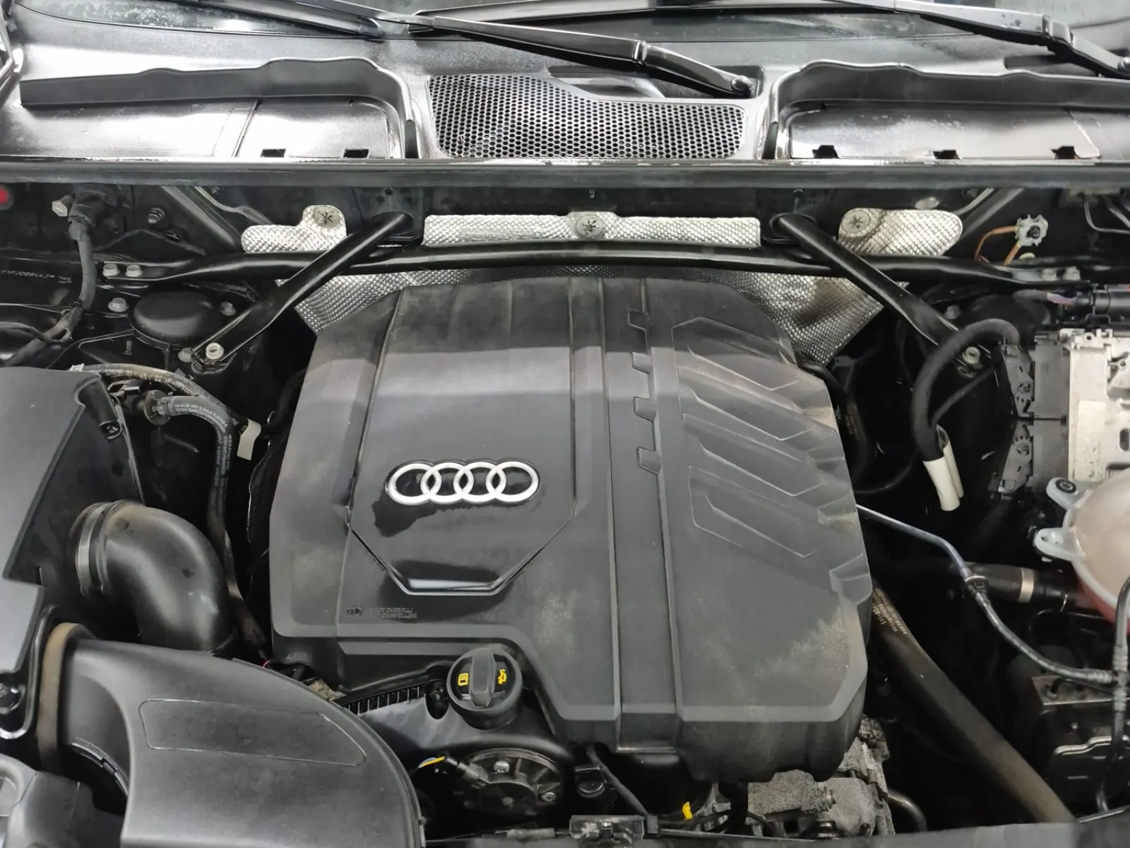 Engine Photo