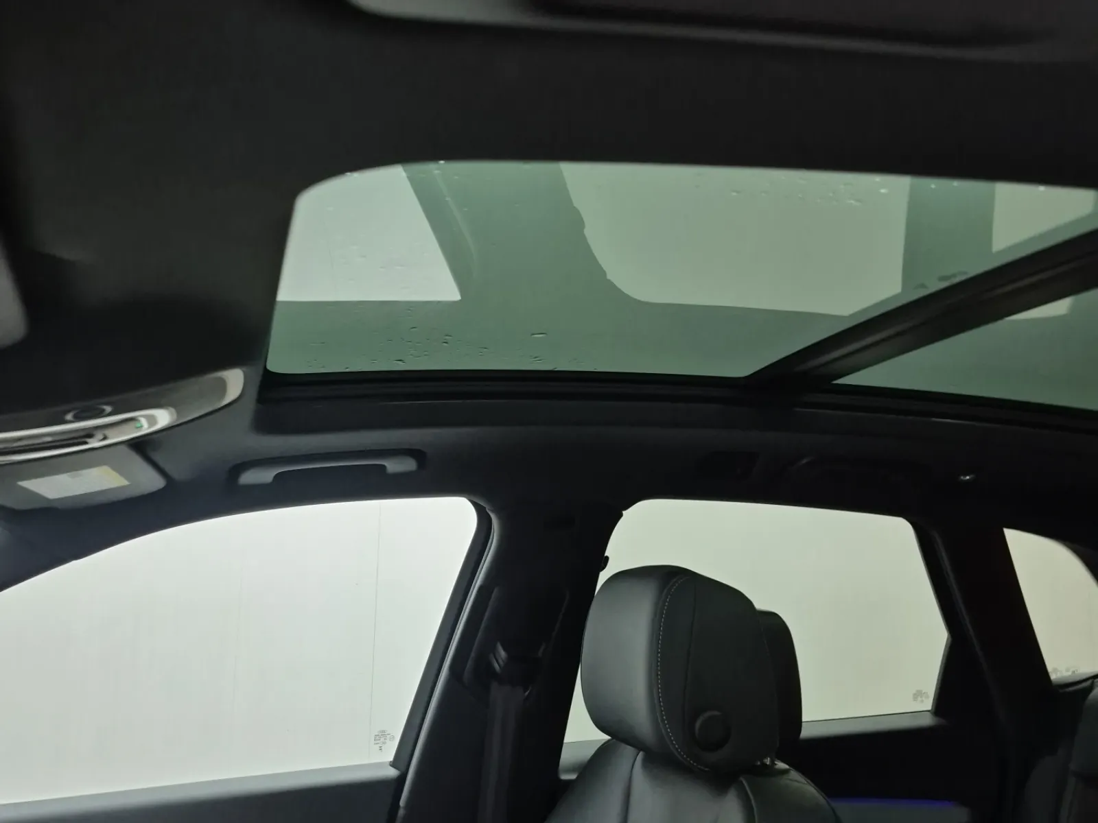 Interior Roof Photo