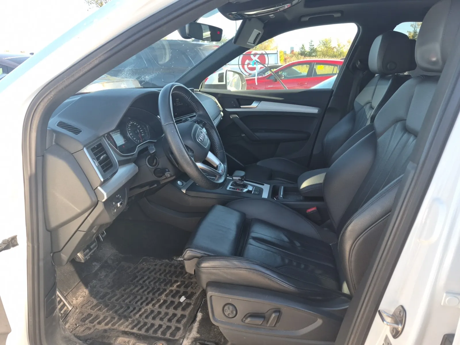 Front Interior Photo