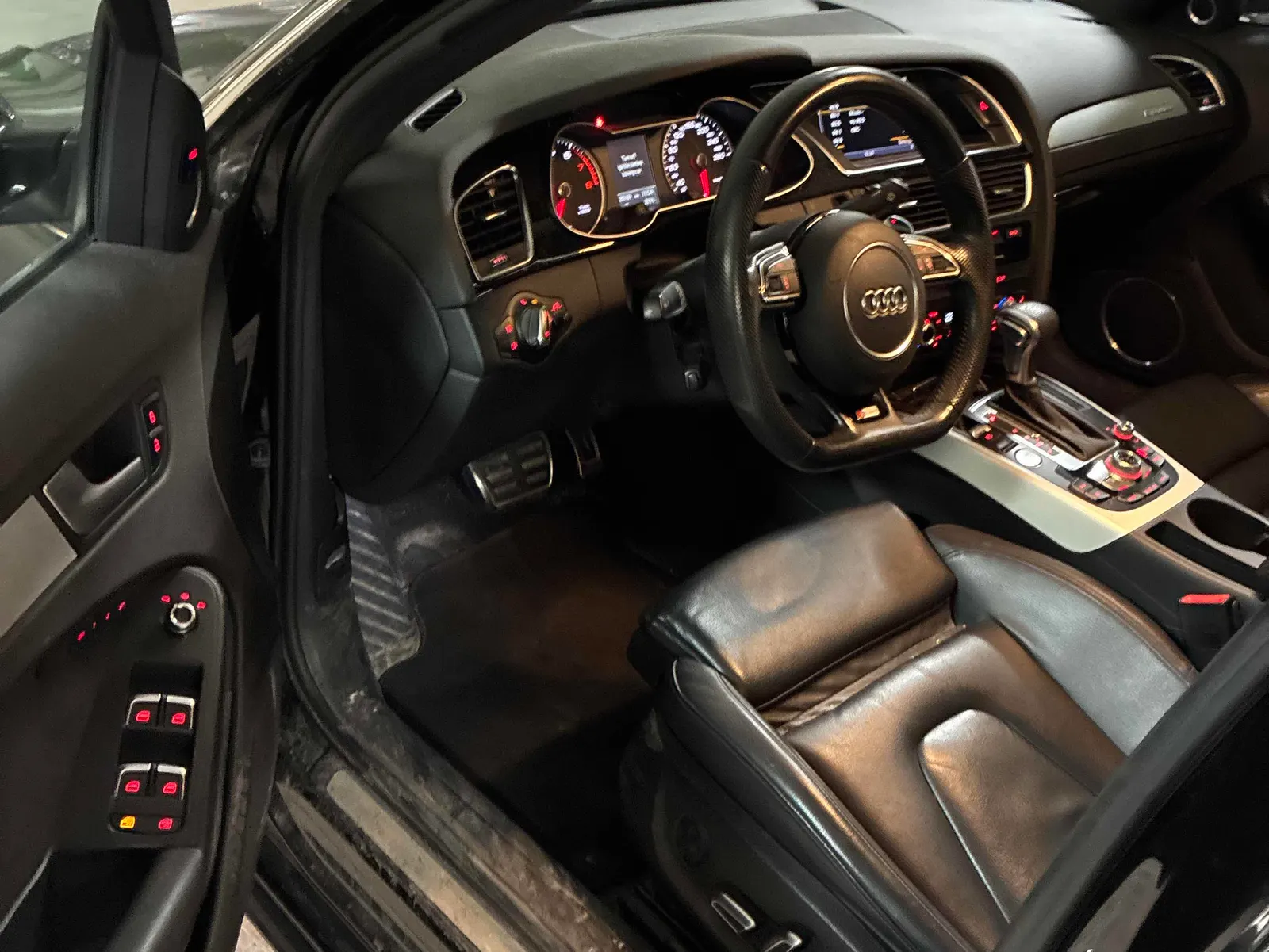 Interior driver side