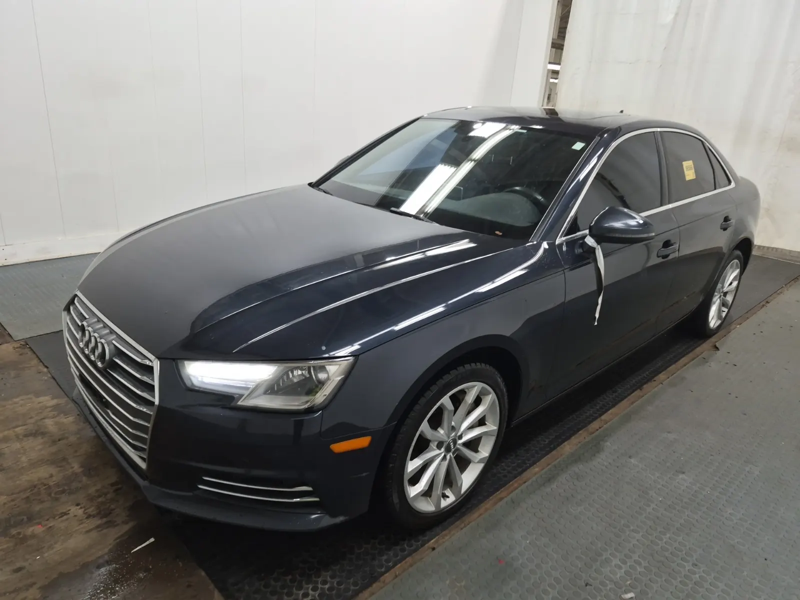 2017 Audi A4