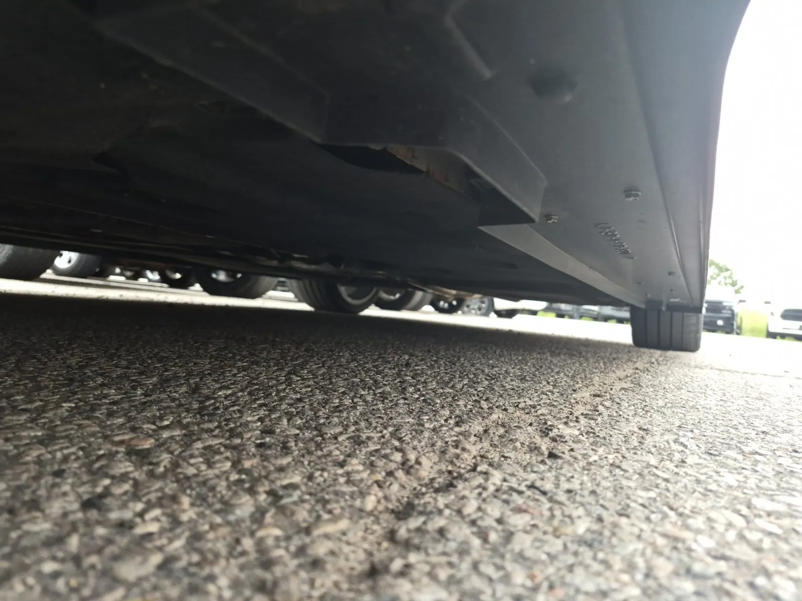 Undercarriage - Driver Photo