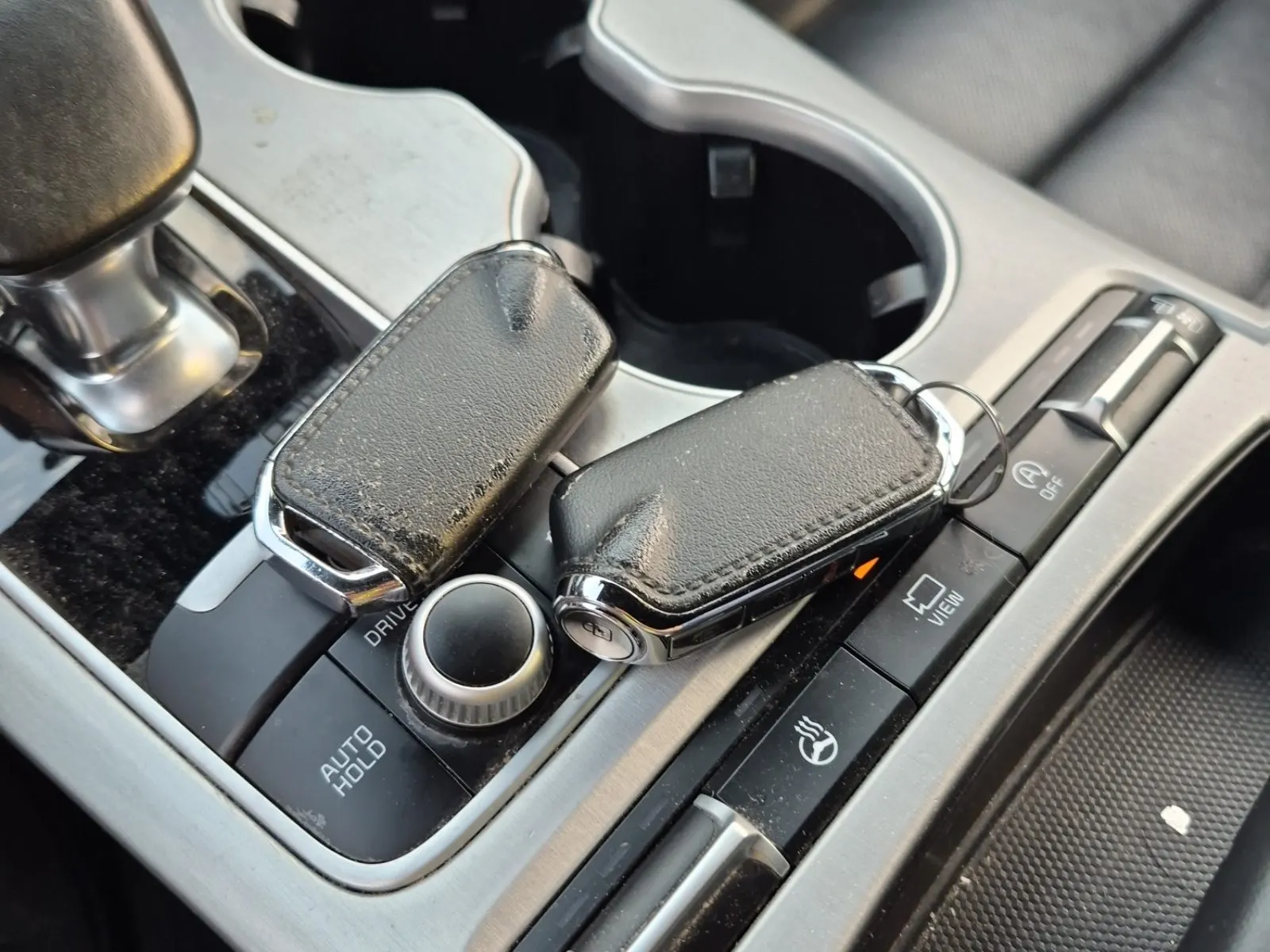 Keys/Fobs/Manual Photo