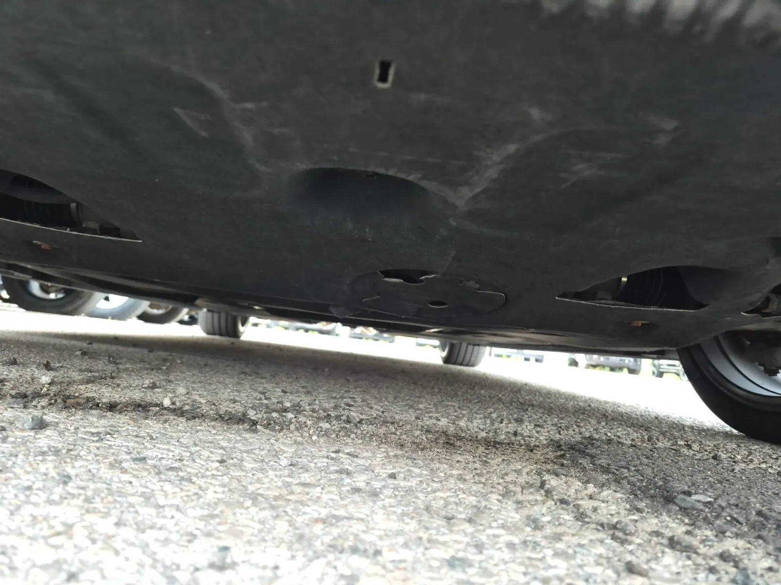 Undercarriage - Front Photo