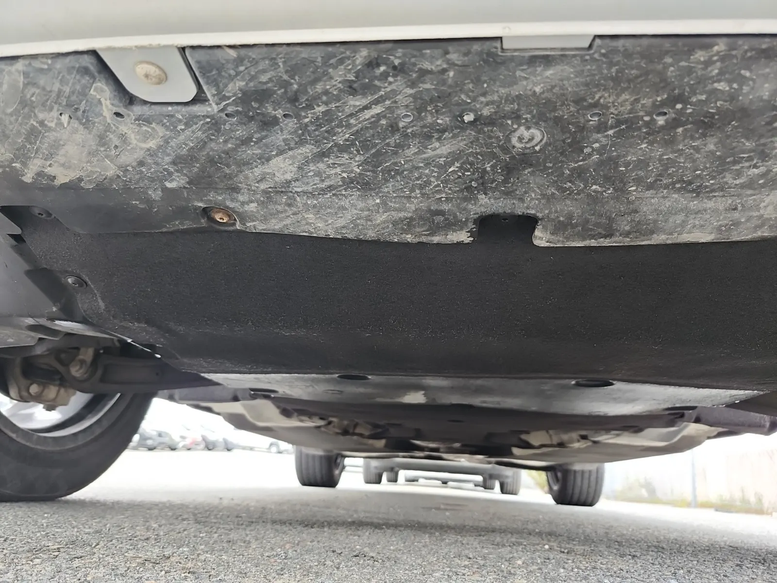 Undercarriage - Front Photo