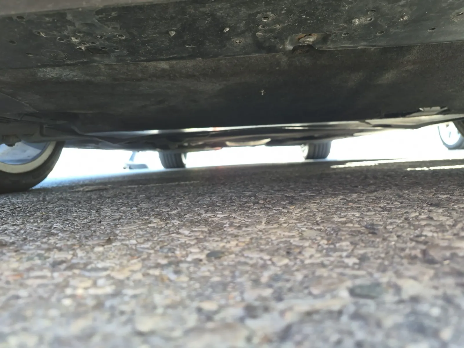 Undercarriage - Front Photo