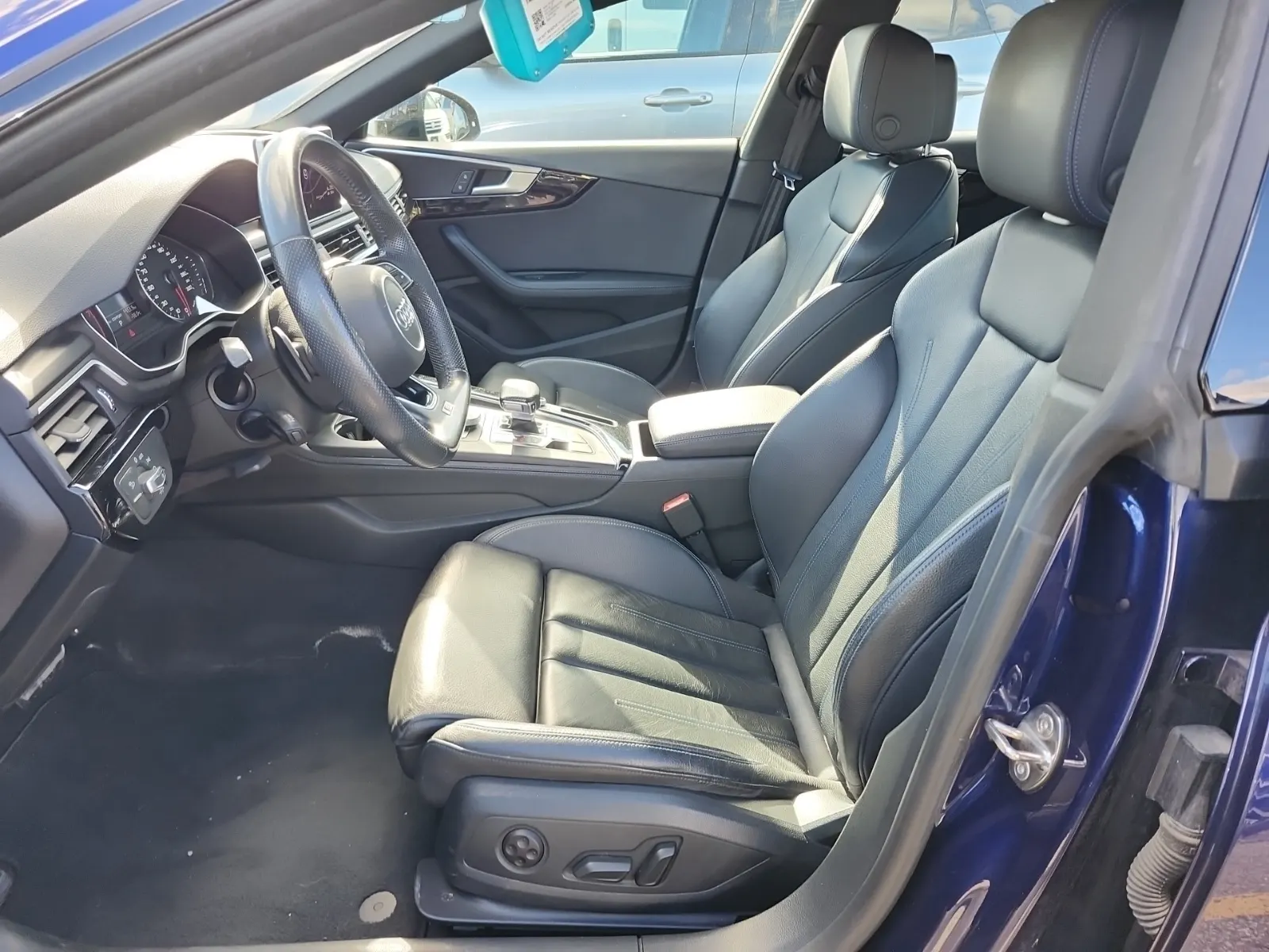 Front Interior Photo