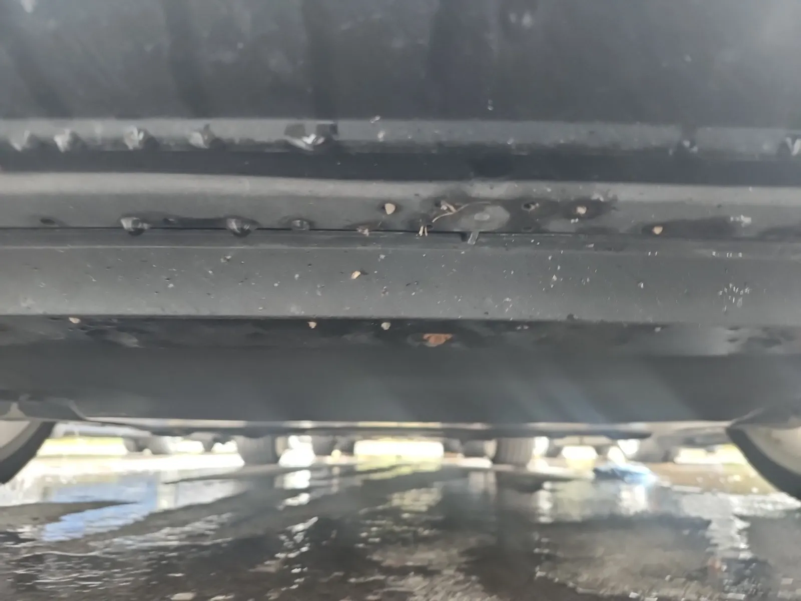 Undercarriage - Front Photo