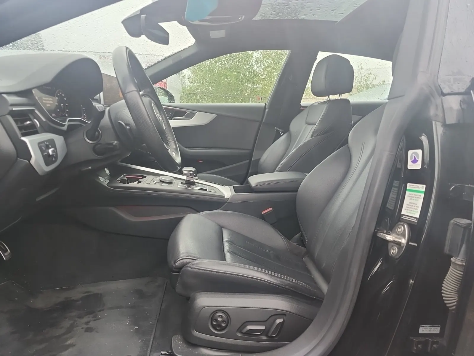 Front Interior Photo
