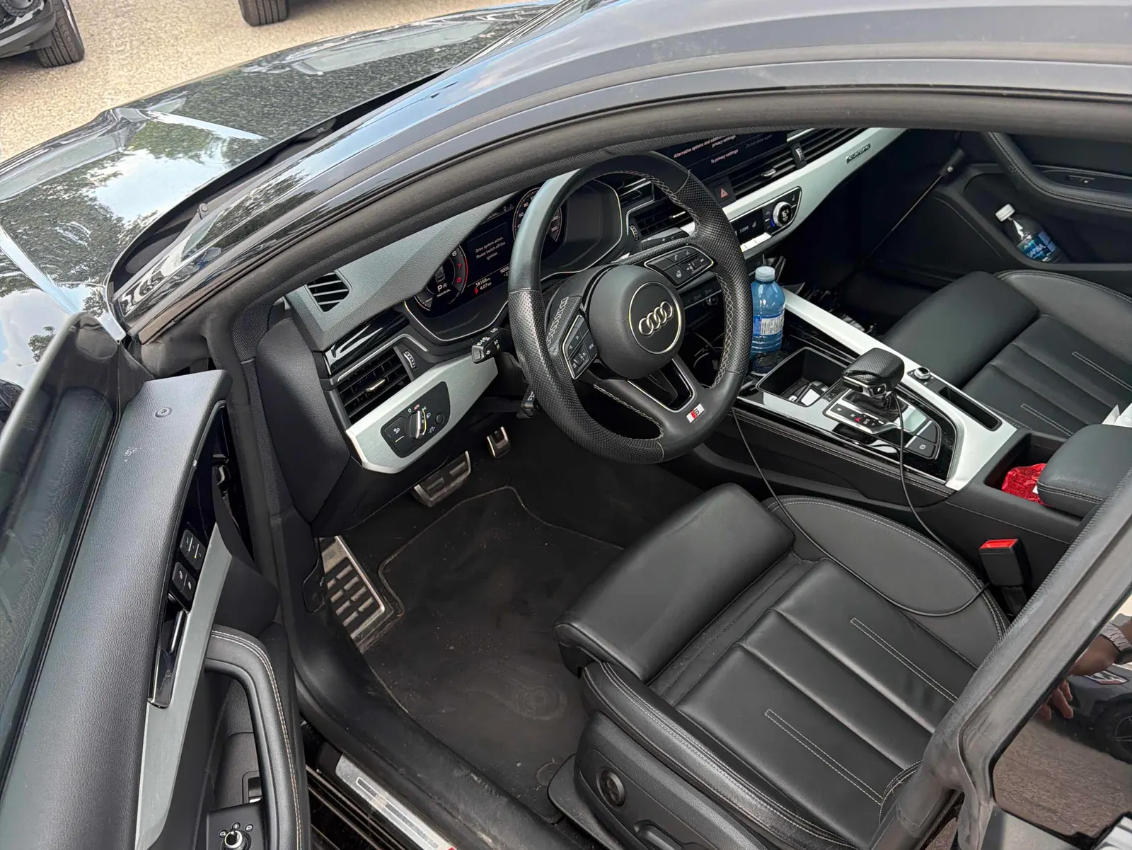 Interior driver side