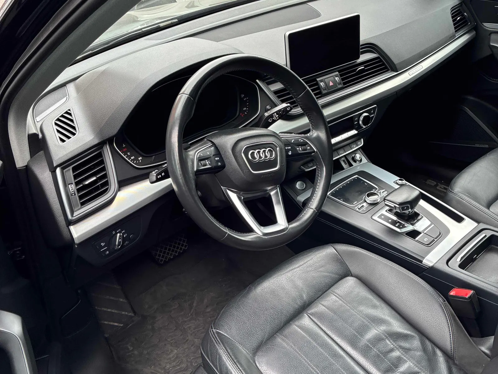 Interior driver side