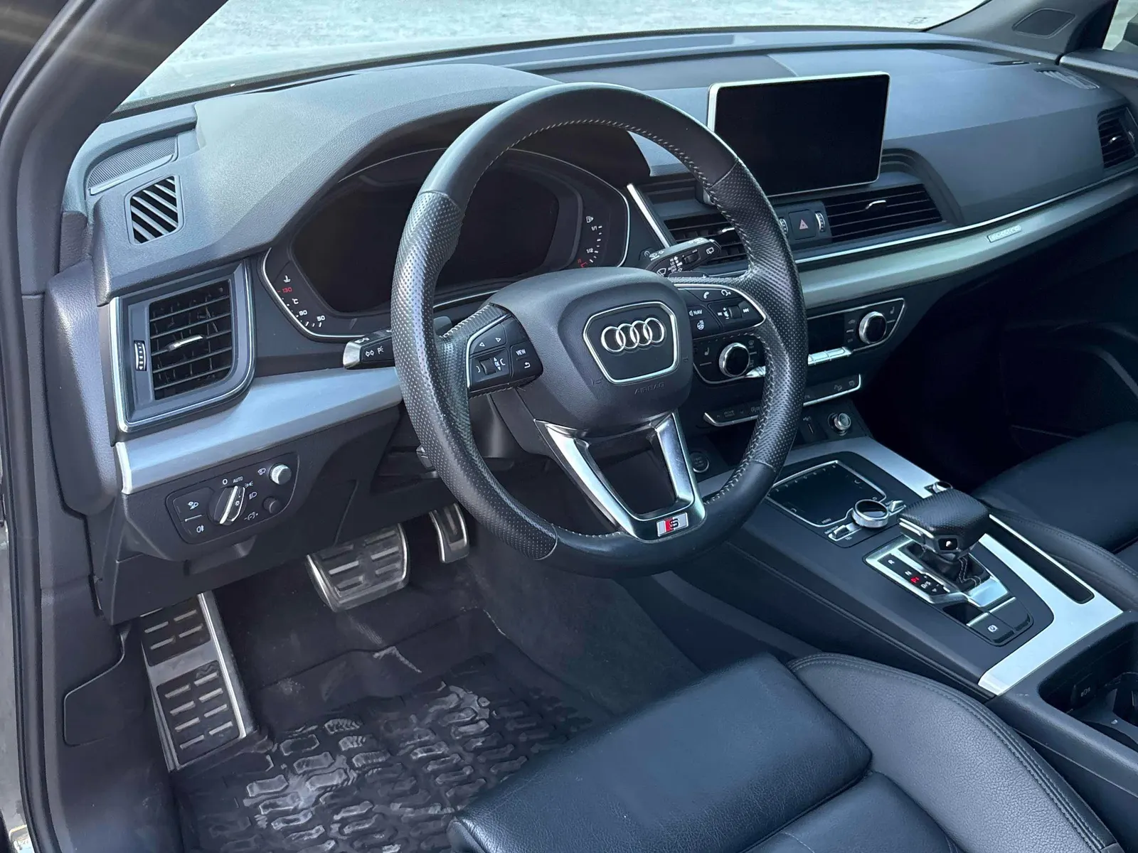 Interior driver side