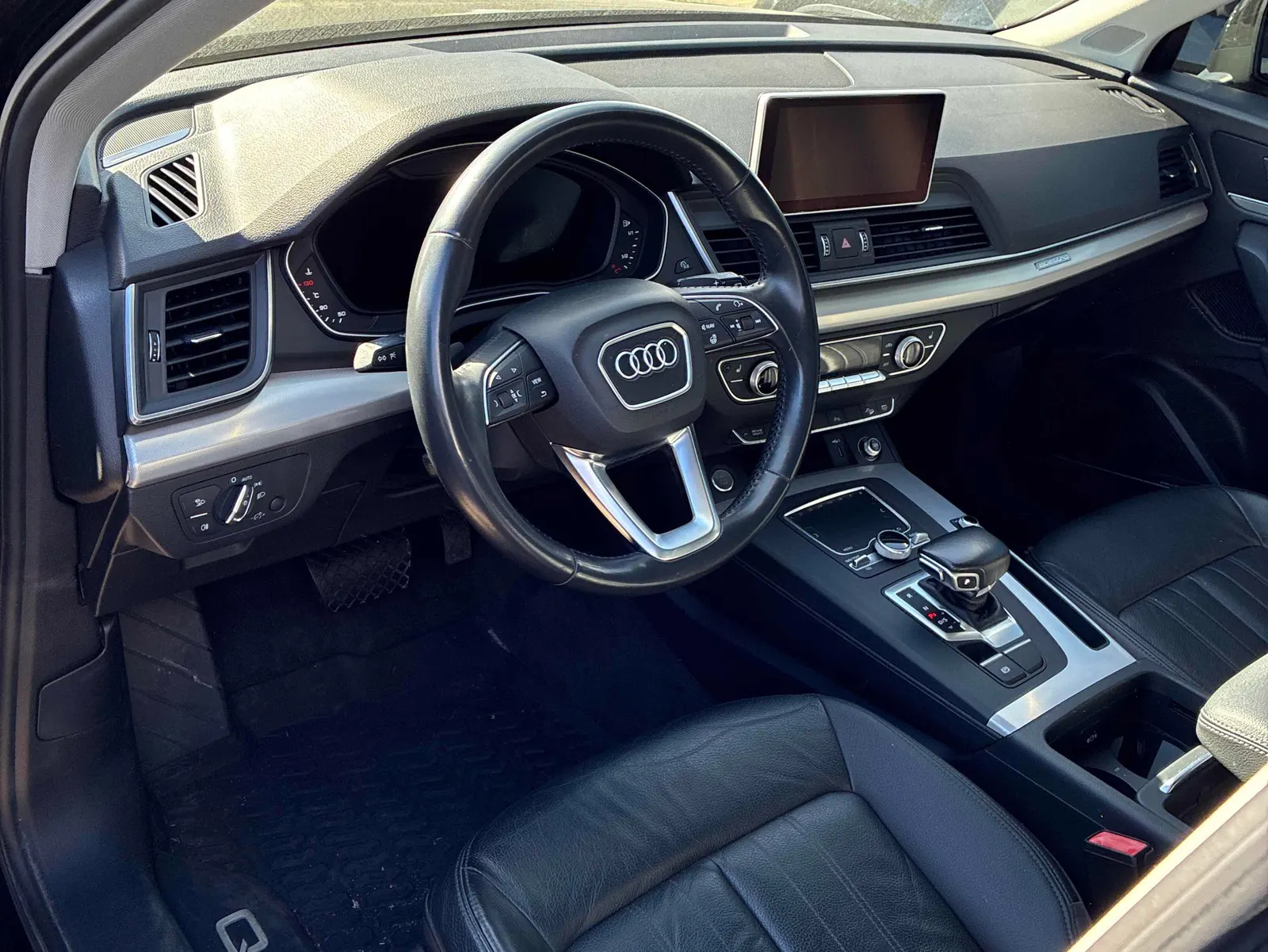 Interior driver side