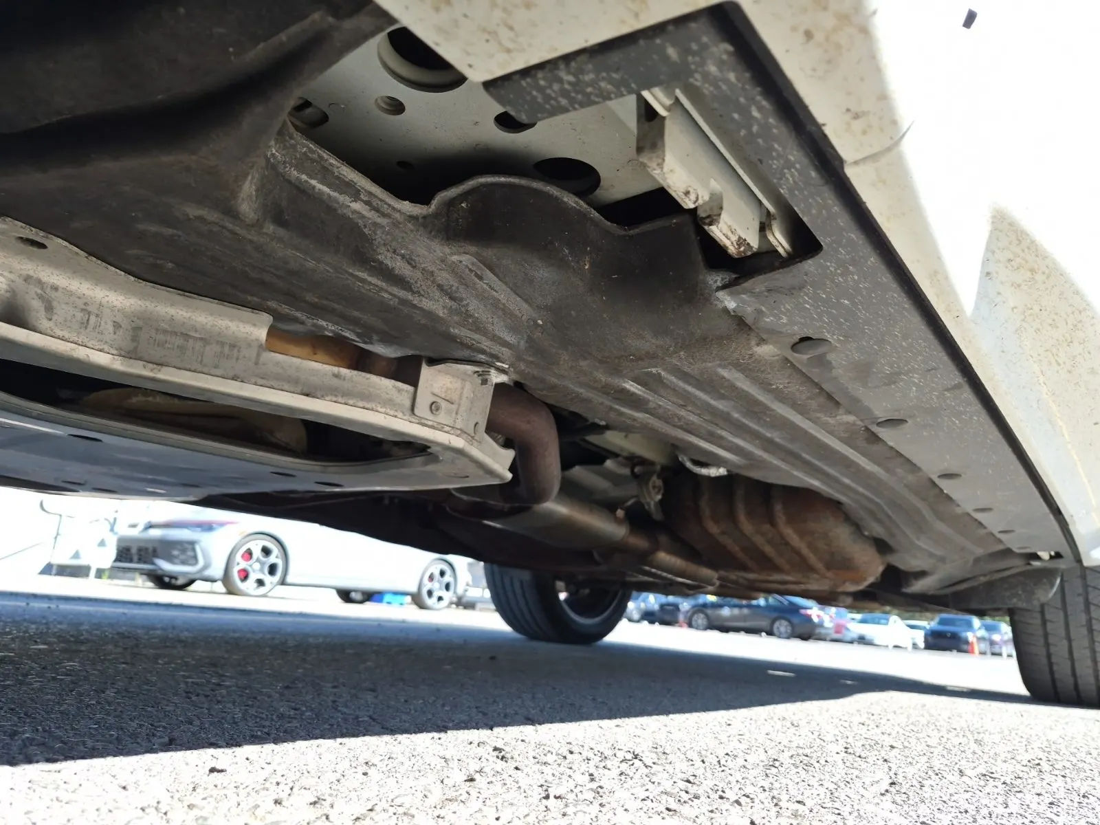 Undercarriage - Driver Photo