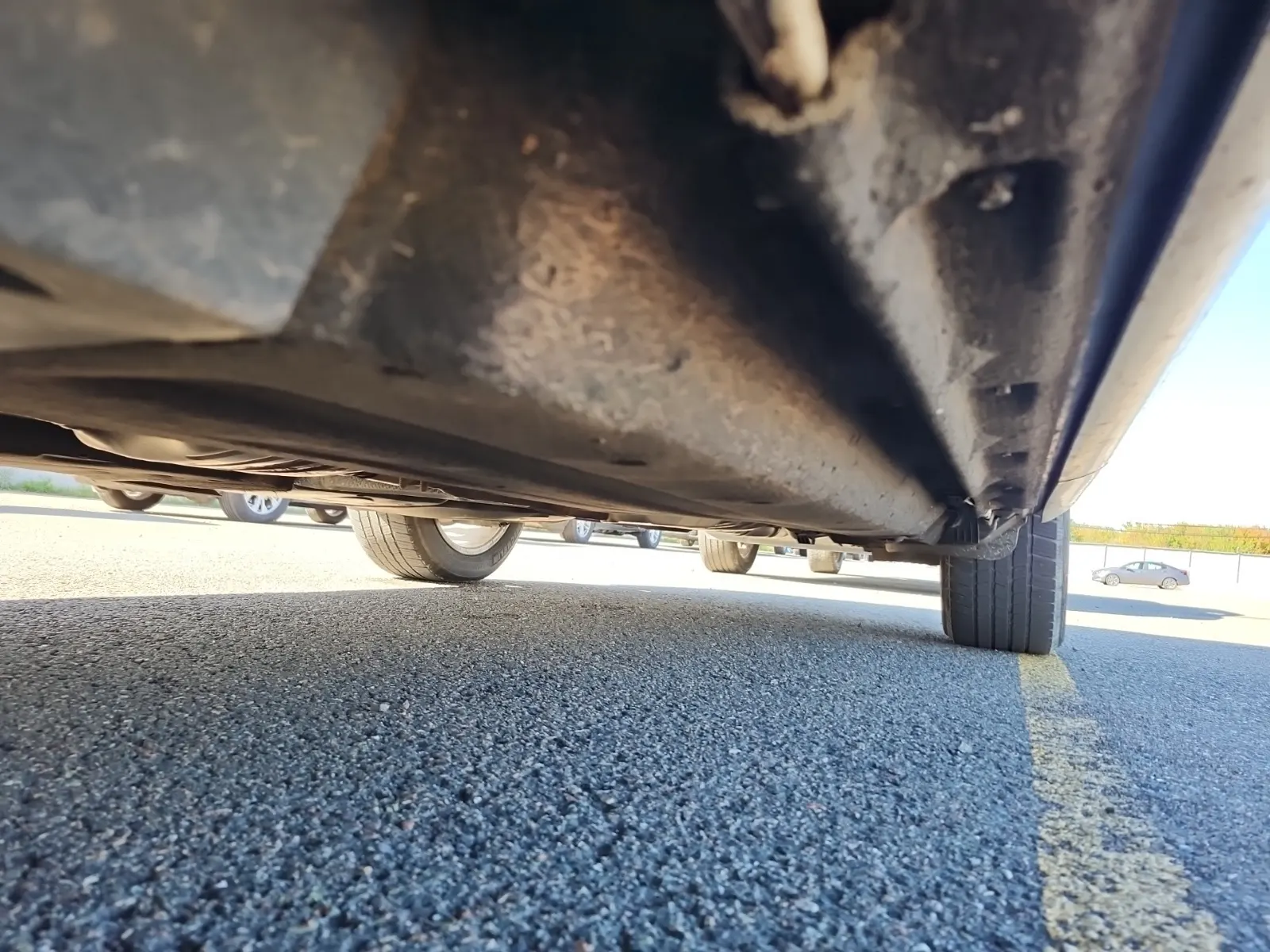 Undercarriage - Driver Photo