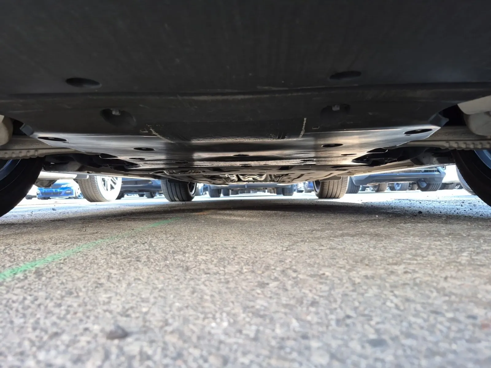 Undercarriage - Front Photo