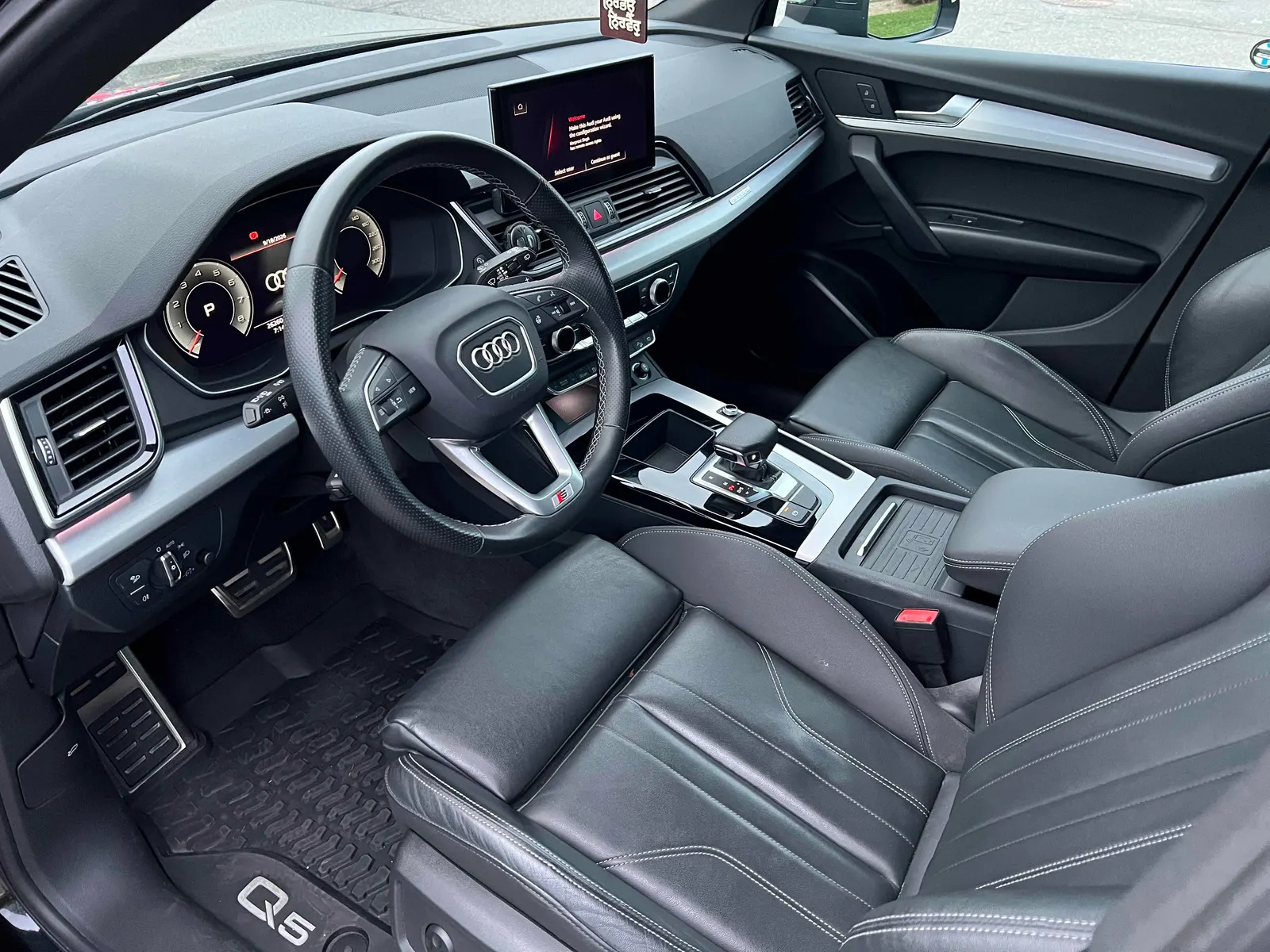 Interior driver side