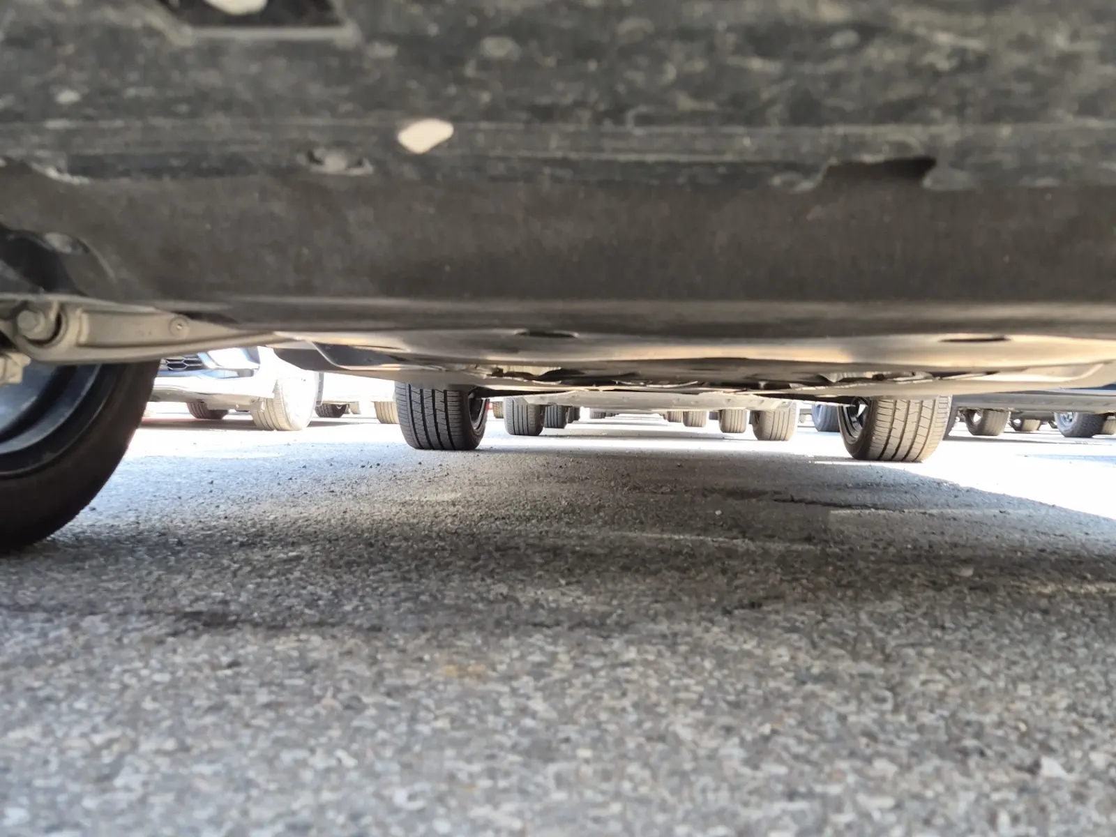Undercarriage - Front Photo