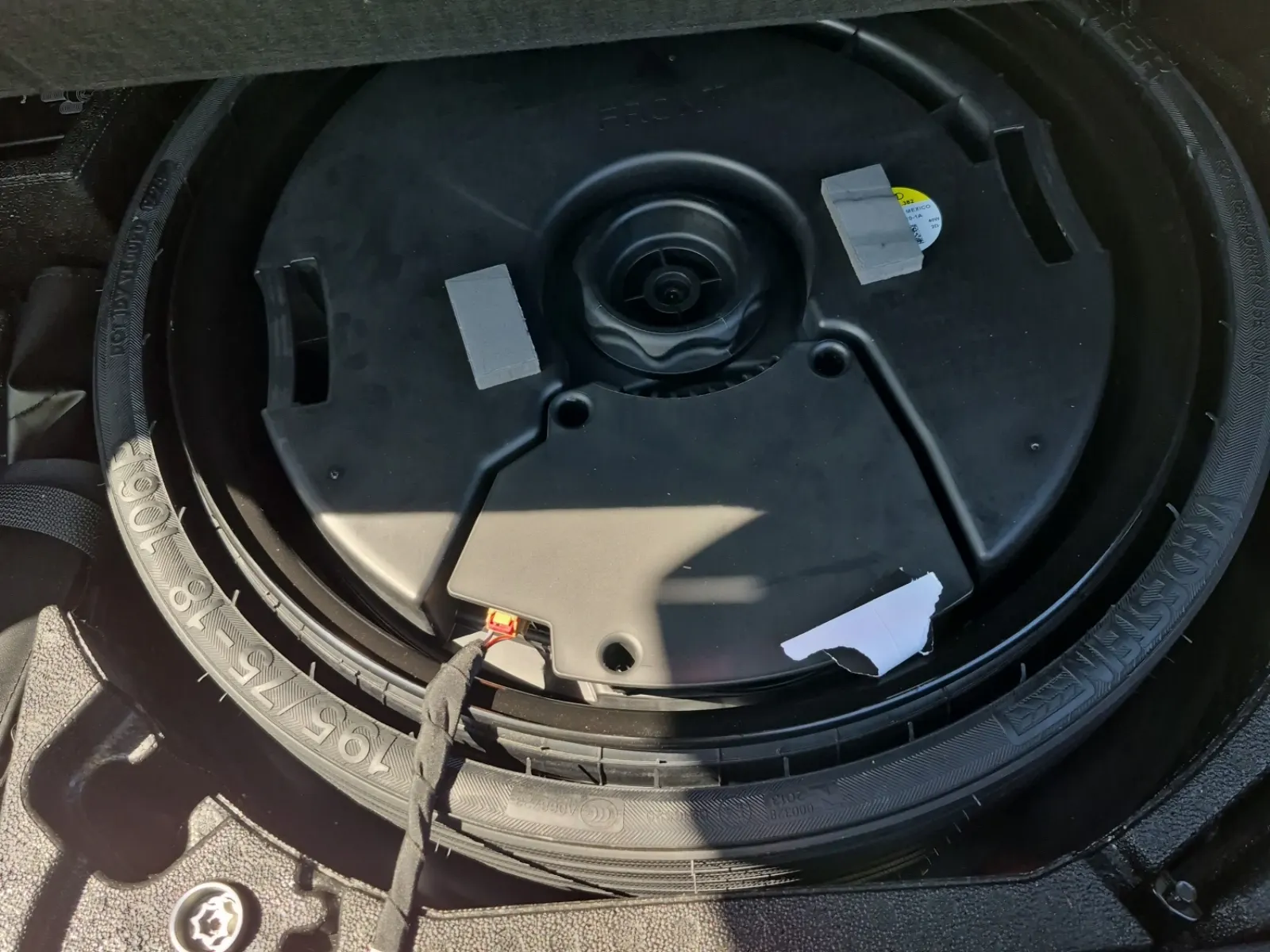Spare Tire & Wheel Photo