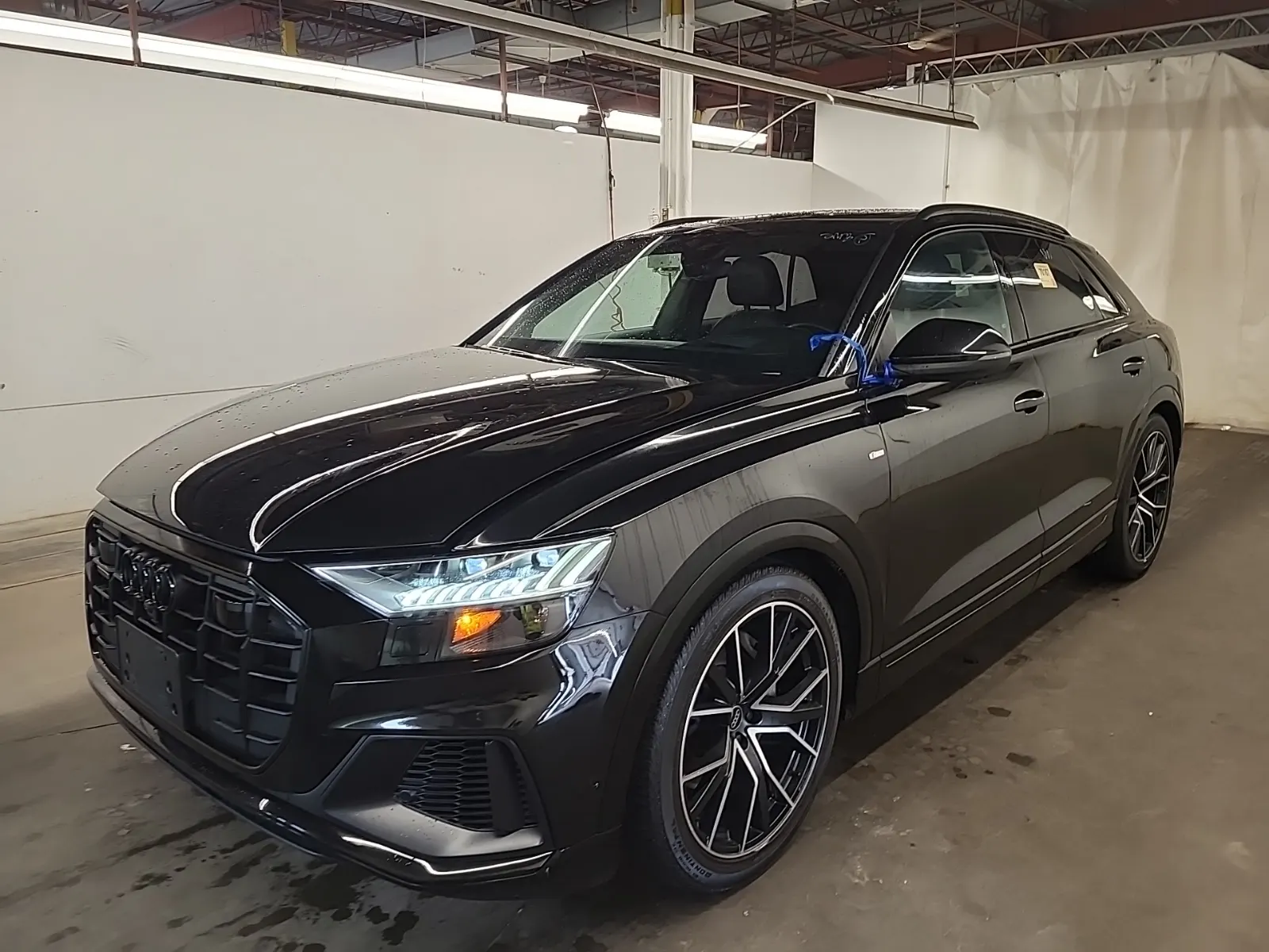 2023 Audi Q8
