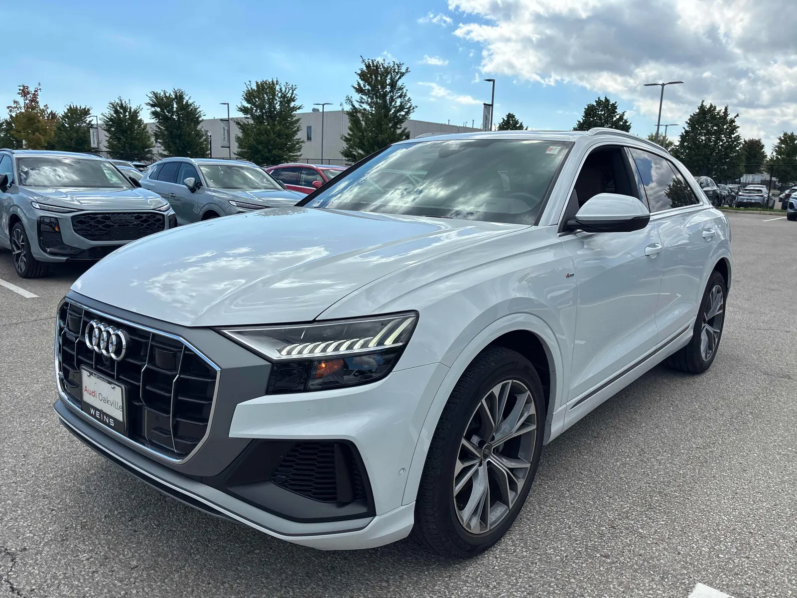 2023 Audi Q8