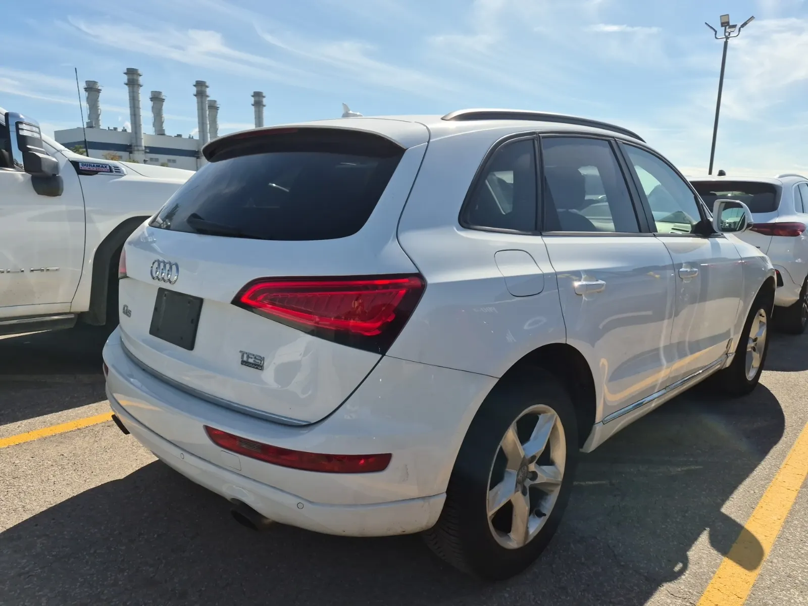 Passenger Rear 3/4 Photo