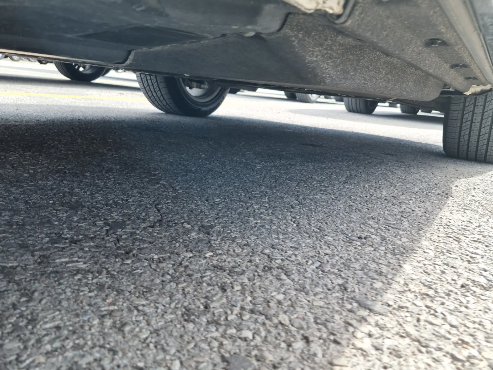 Undercarriage - Passenger Photo