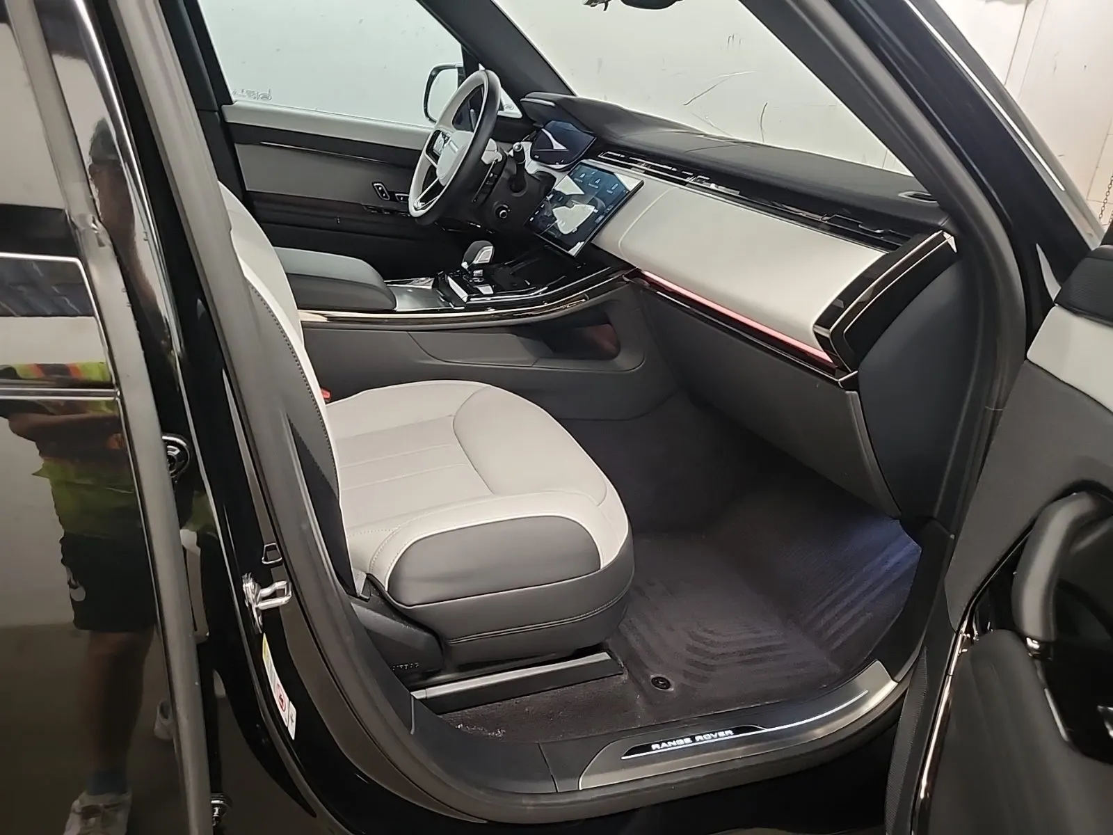 Right Side Interior Photo