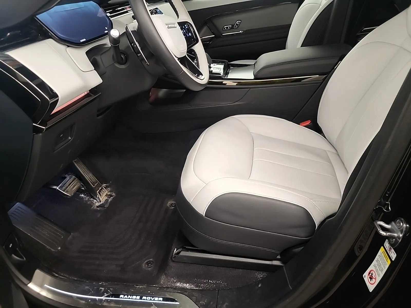 Front Interior Photo