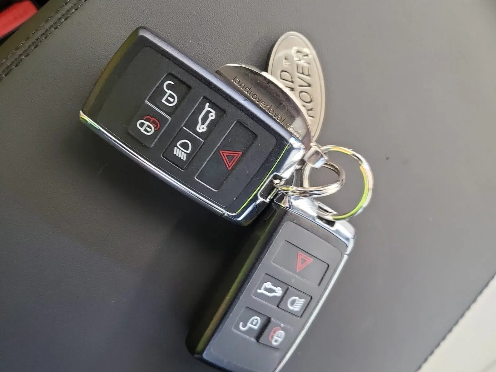 Keys/Fobs/Manual Photo