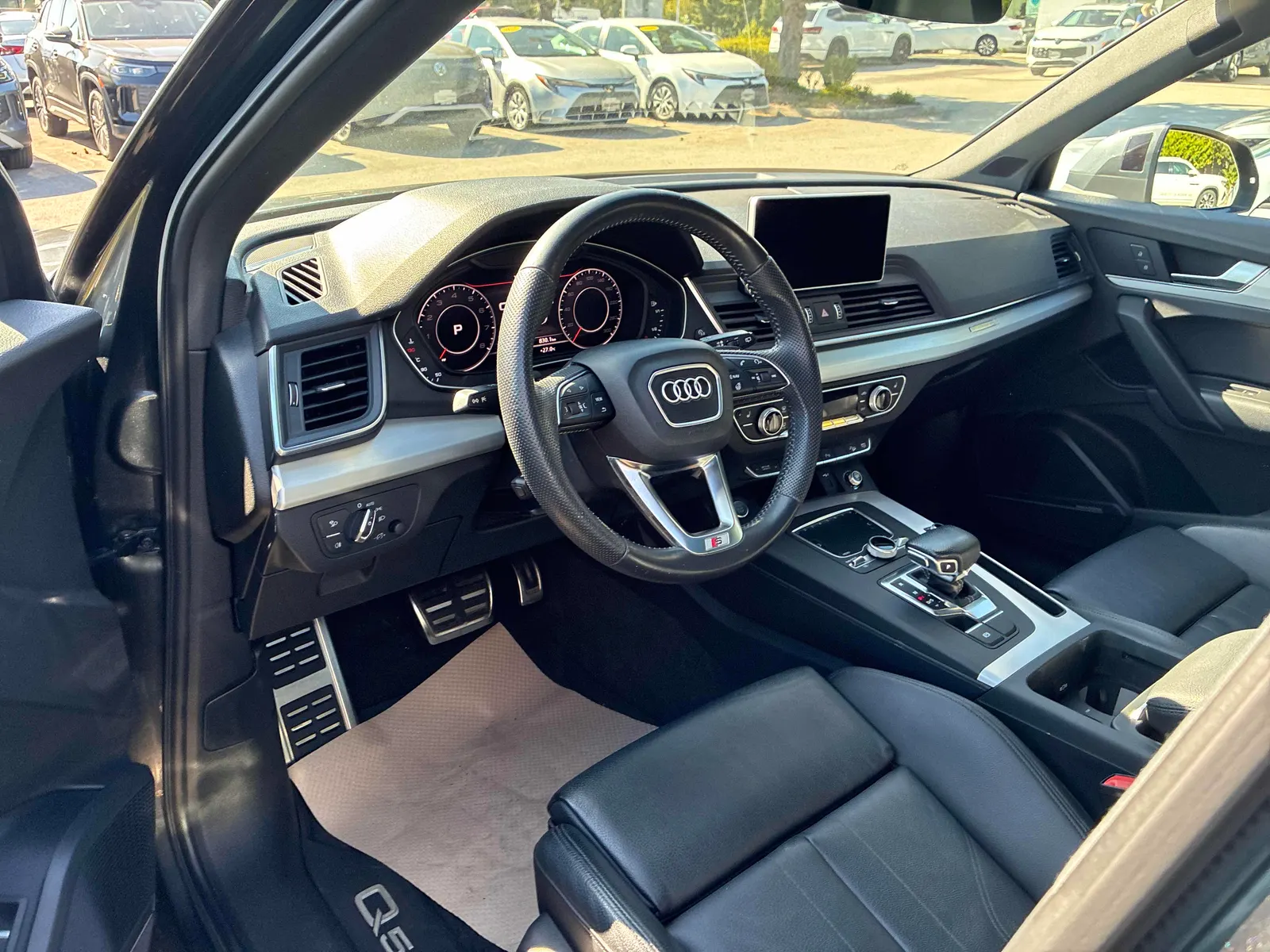 Interior driver side