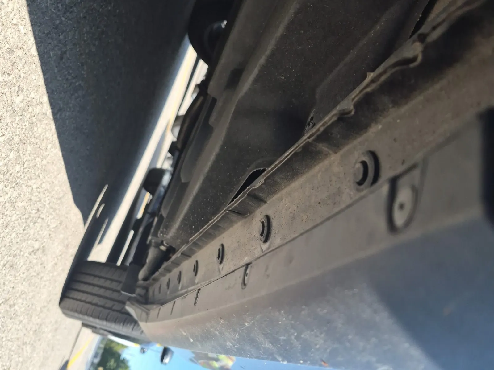 Undercarriage - Driver Photo