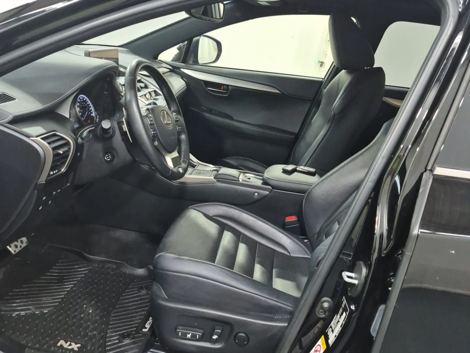 Front Interior Photo