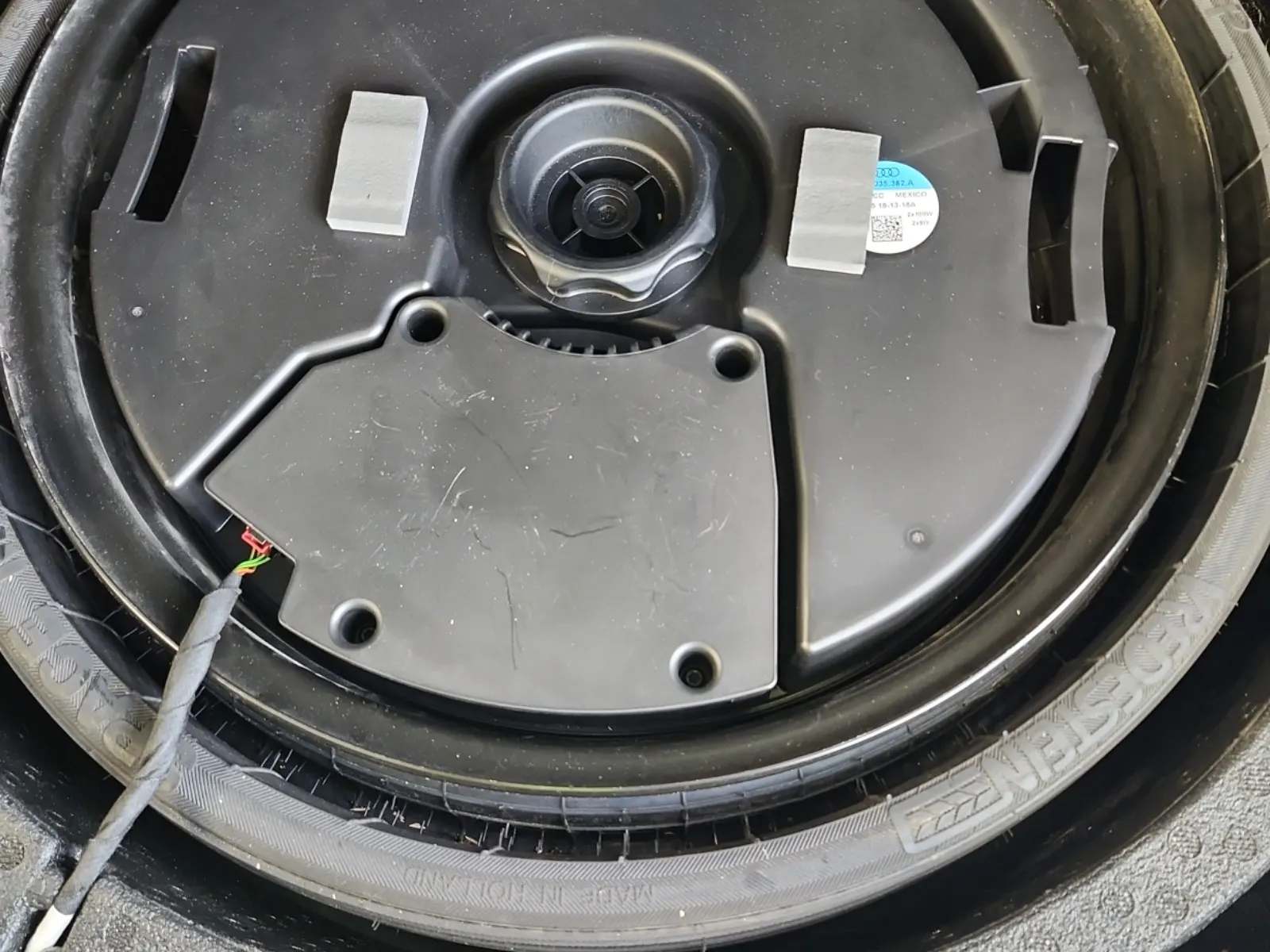 Spare Tire & Wheel Photo