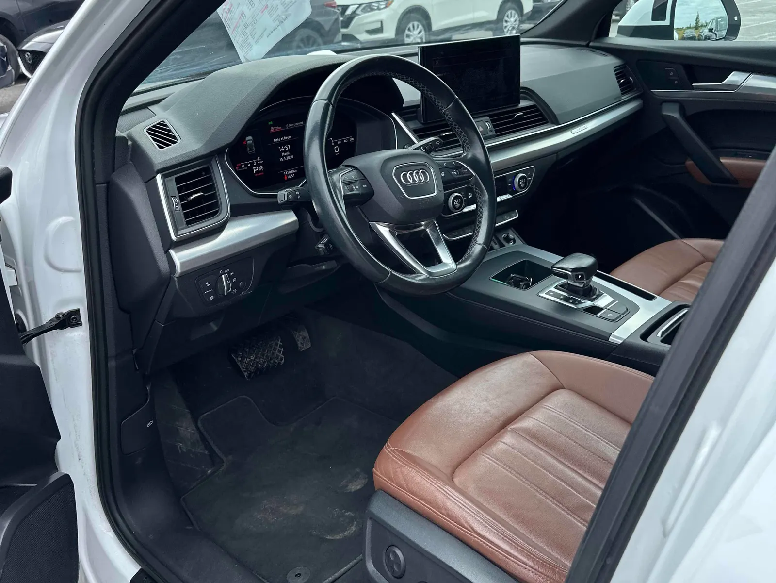 Interior driver side